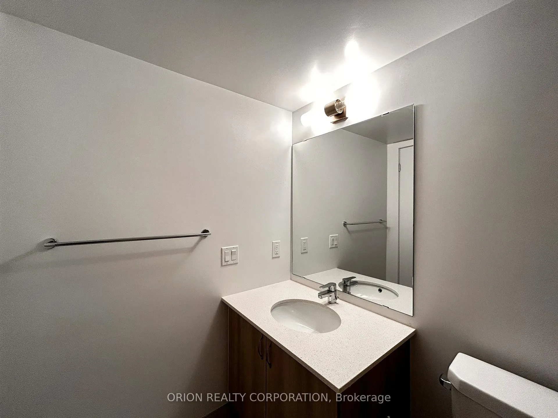 Photo 33 of Unit 2407, 1010 Sandy Beach Road, Pickering, Bay Ridges — HOMEH