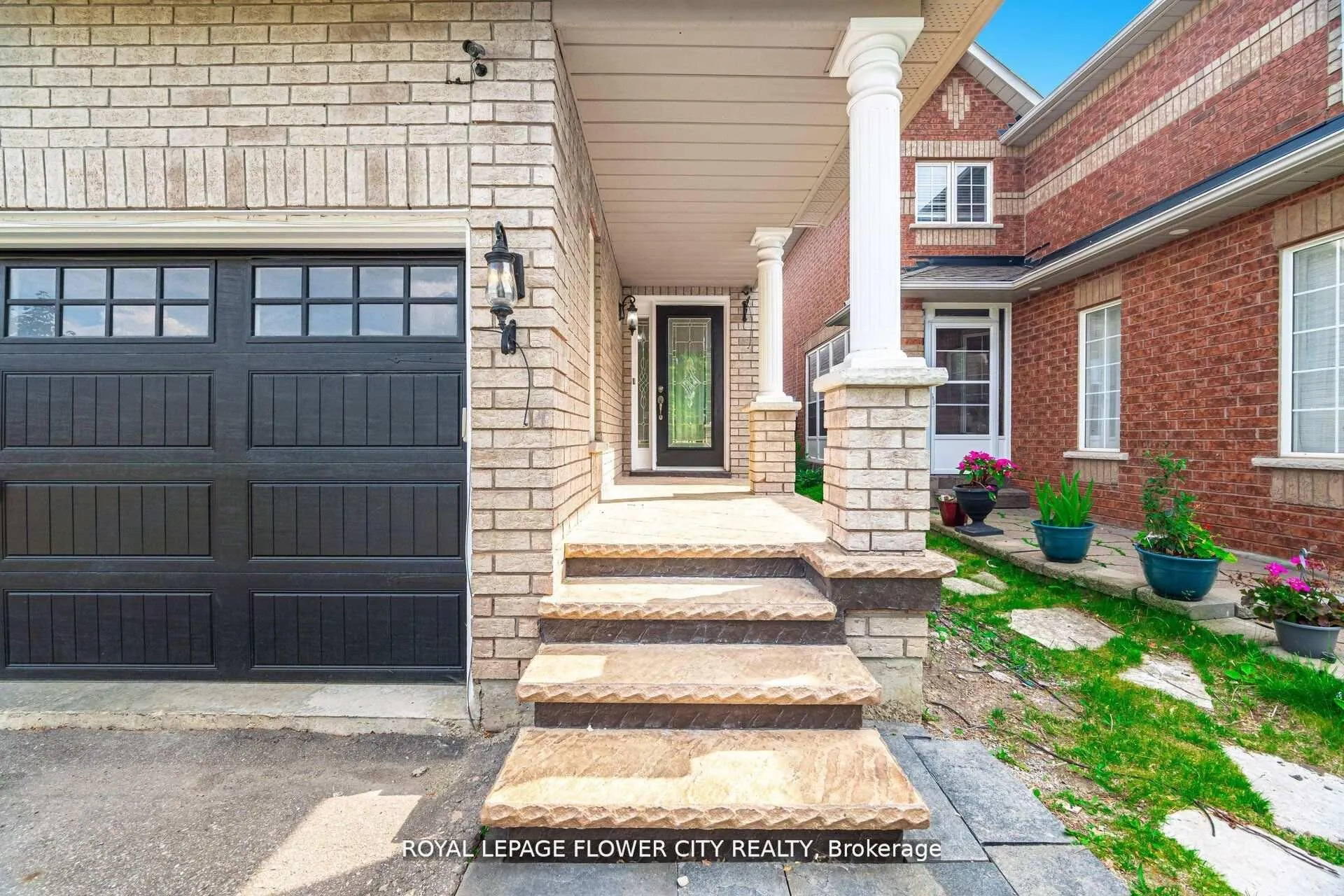 Photo 5 of 61 Headwater Road, Caledon, Bolton West — HOMEH