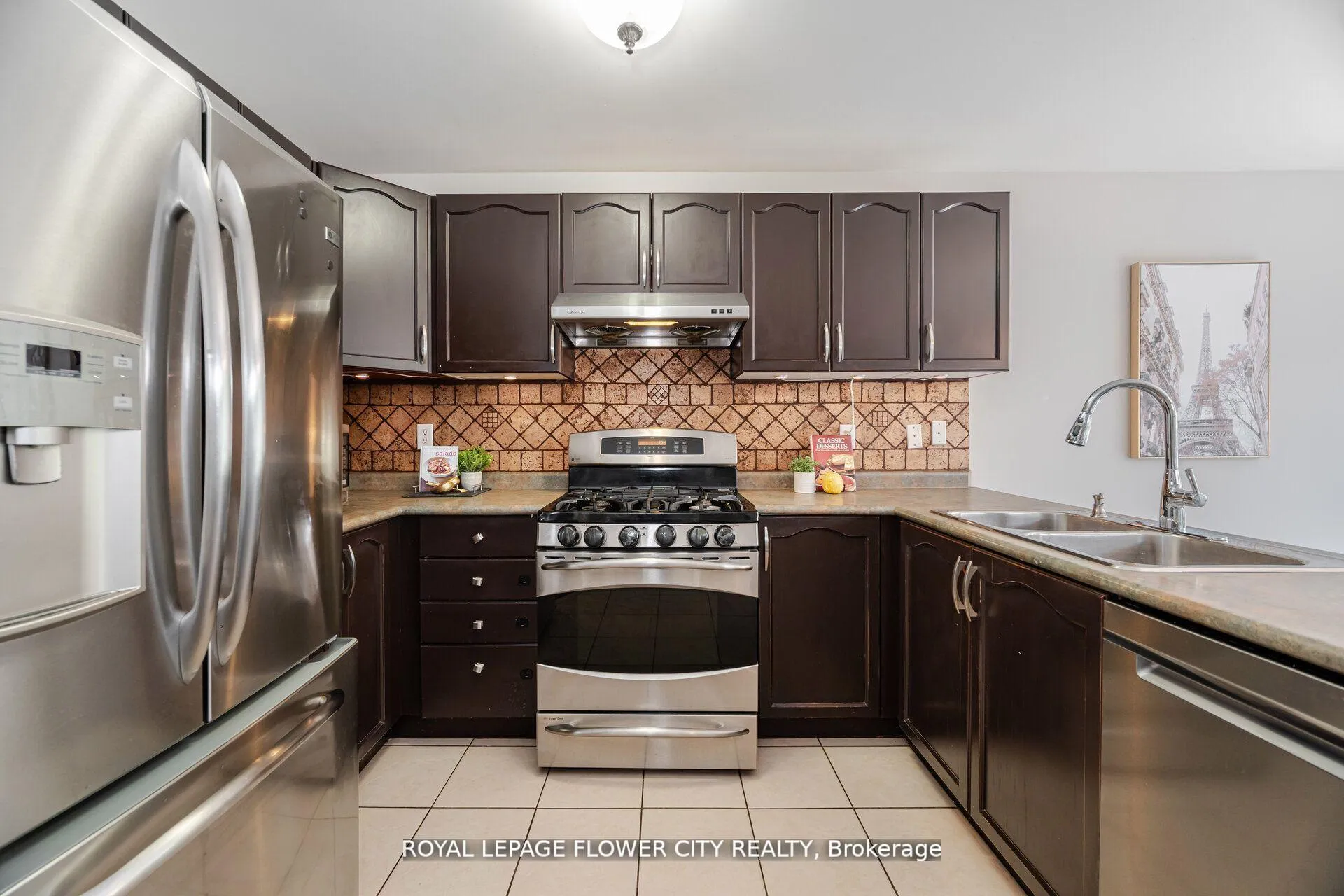 Photo 7 of 61 Headwater Road, Caledon, Bolton West — HOMEH