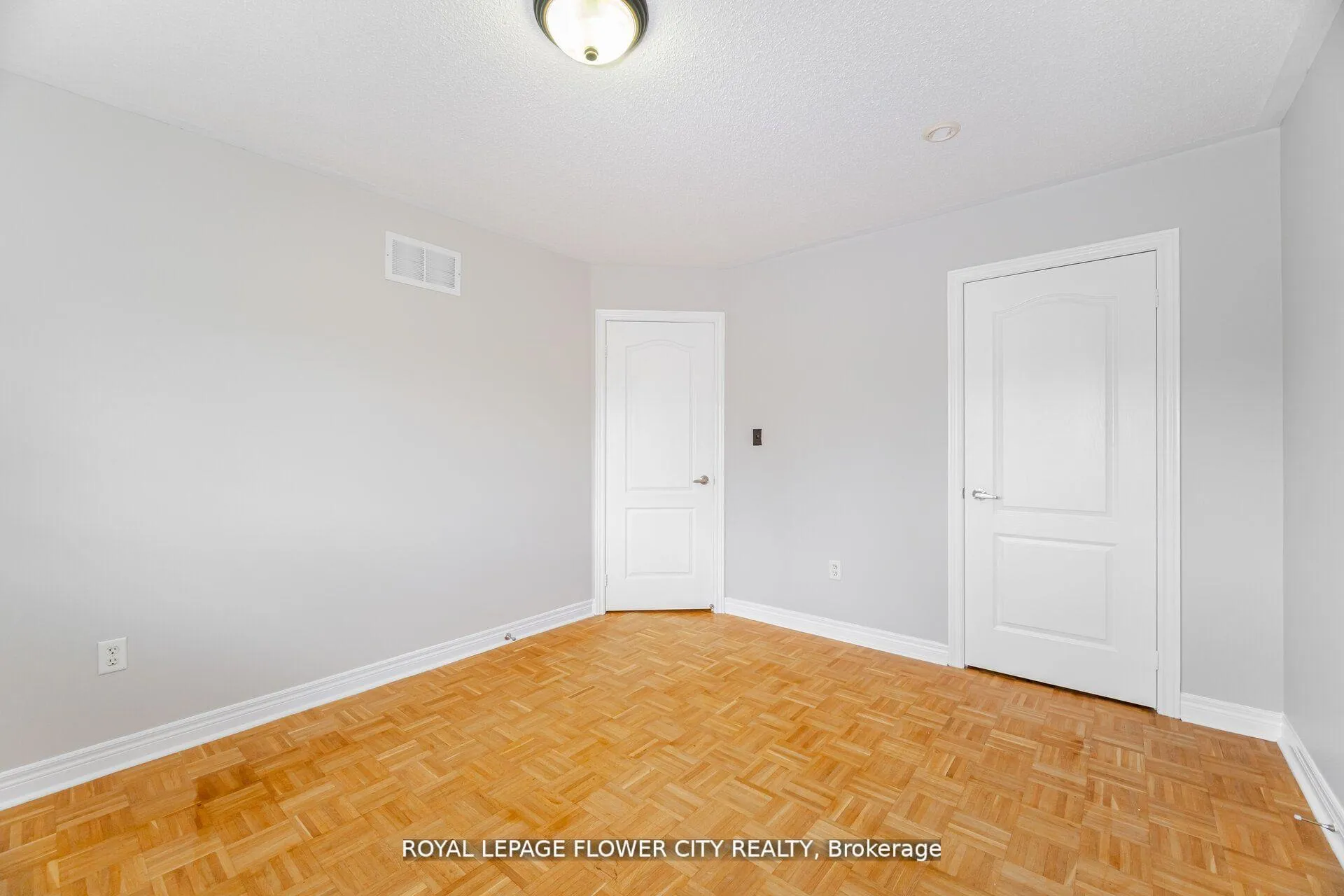 Photo 33 of 61 Headwater Road, Caledon, Bolton West — HOMEH