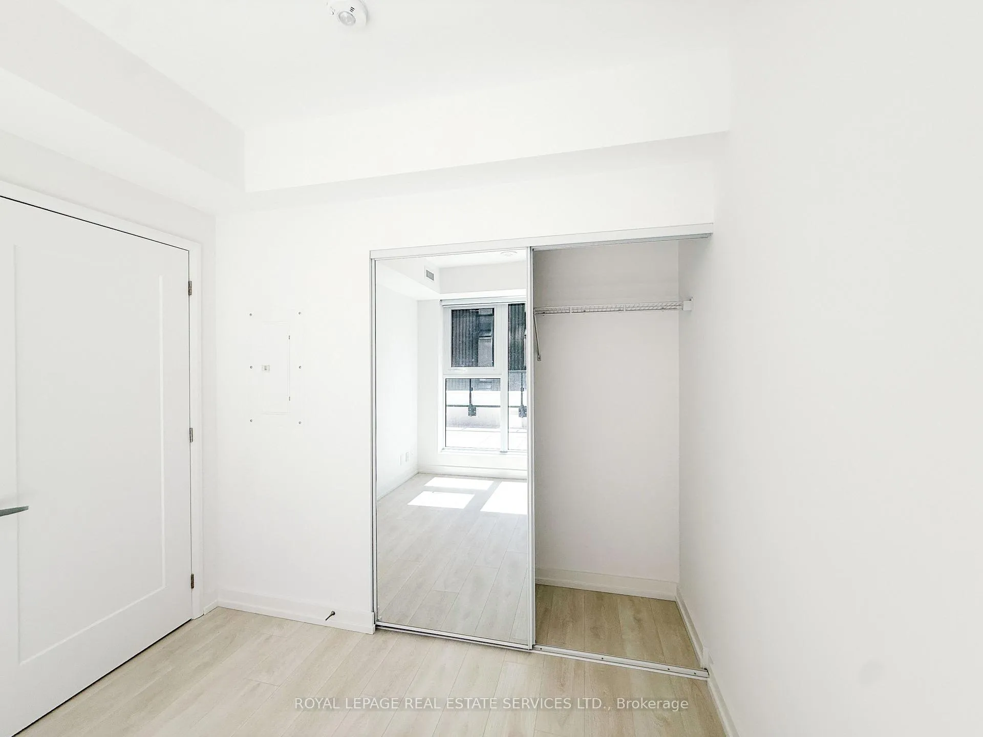 Photo 10 of Unit 315, 75 James Street S, Hamilton, Durand — HOMEH