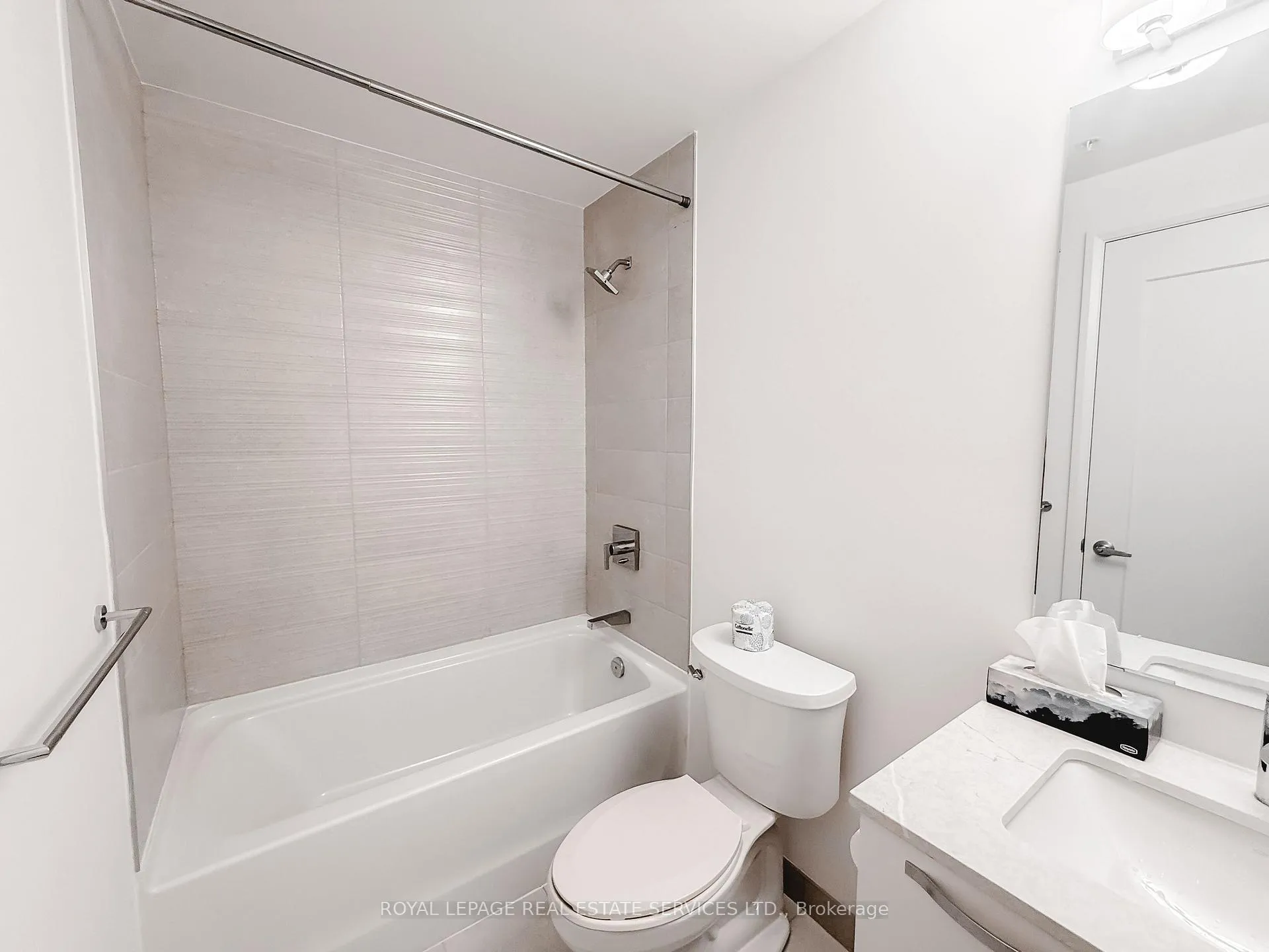 Photo 15 of Unit 315, 75 James Street S, Hamilton, Durand — HOMEH
