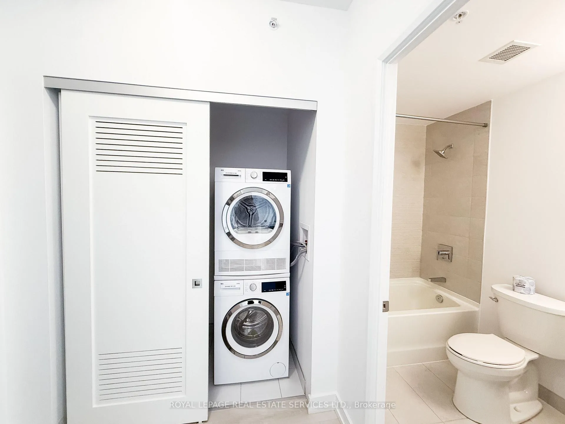 Photo 16 of Unit 315, 75 James Street S, Hamilton, Durand — HOMEH