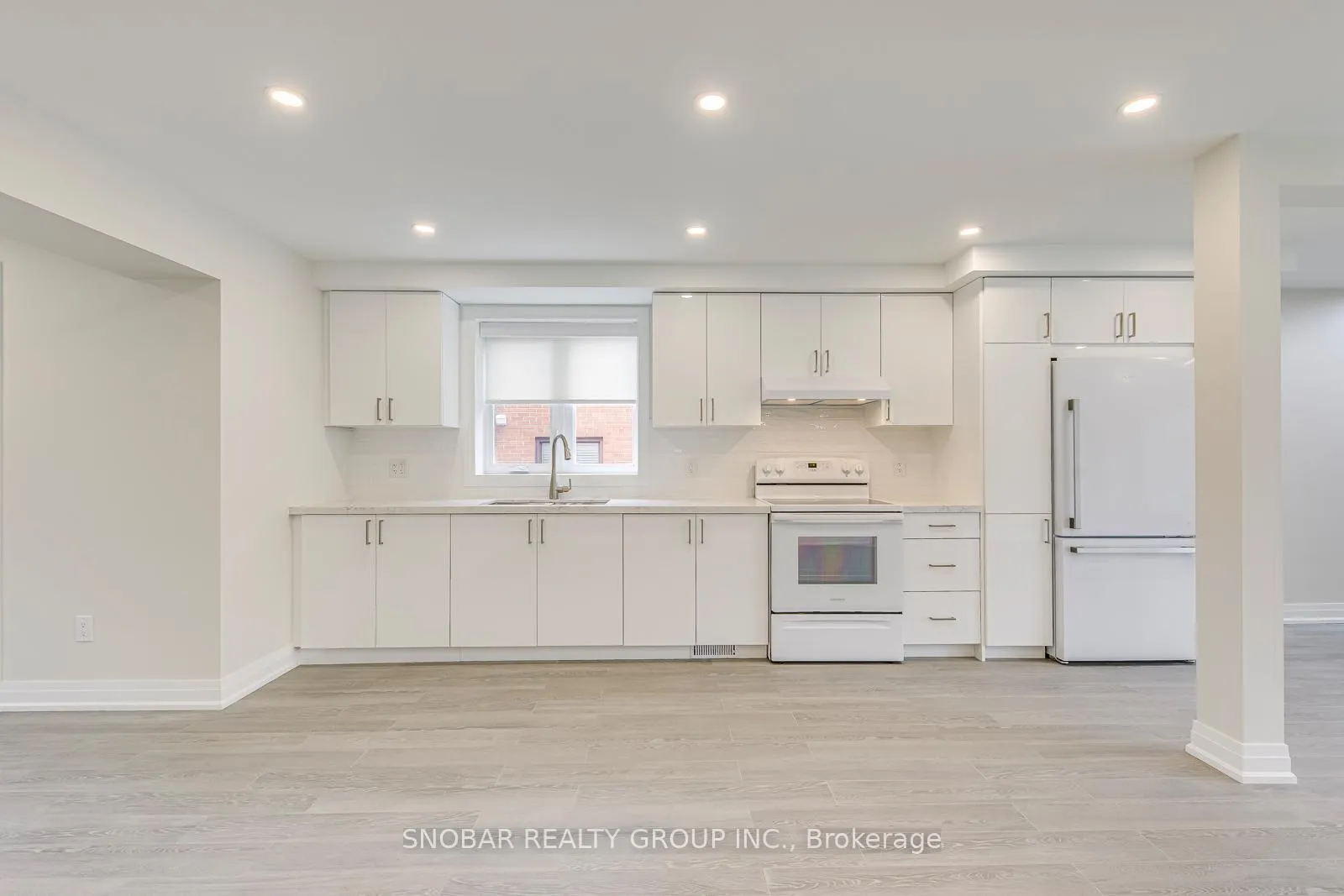 Photo 8 of 83 Clairton Crescent, Toronto, Rockcliffe-Smythe — HOMEH
