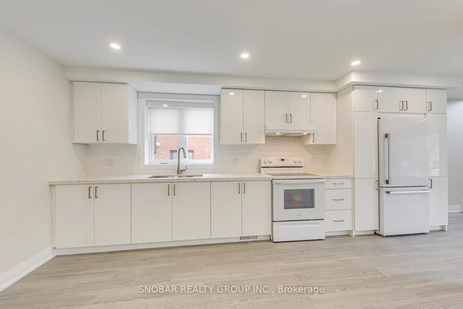Photo 9 of 83 Clairton Crescent, Toronto, Rockcliffe-Smythe — HOMEH