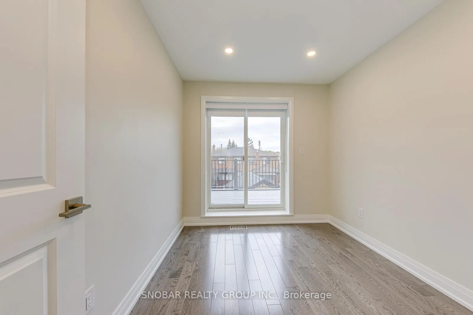 Photo 16 of 83 Clairton Crescent, Toronto, Rockcliffe-Smythe — HOMEH