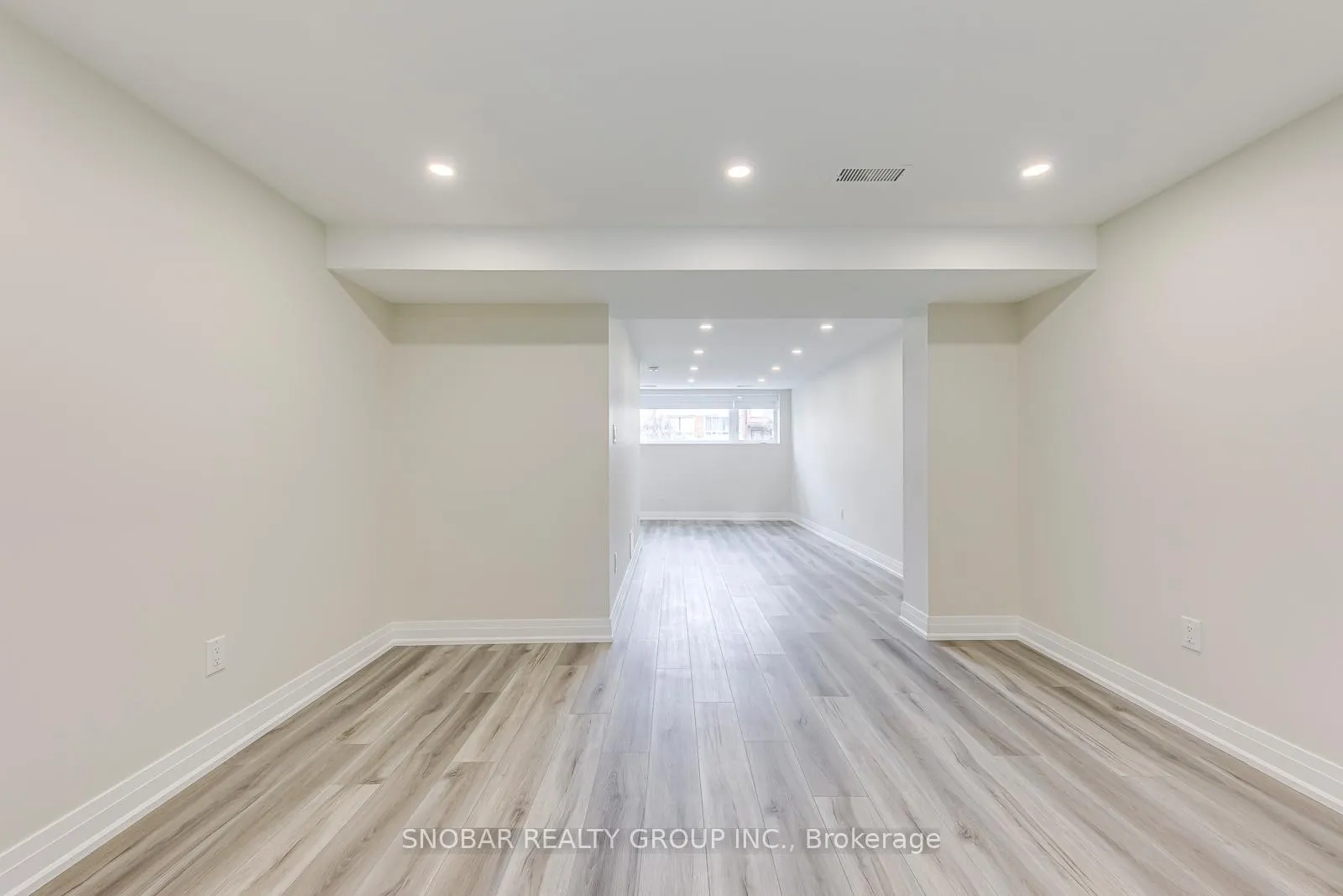 Photo 24 of 83 Clairton Crescent, Toronto, Rockcliffe-Smythe — HOMEH