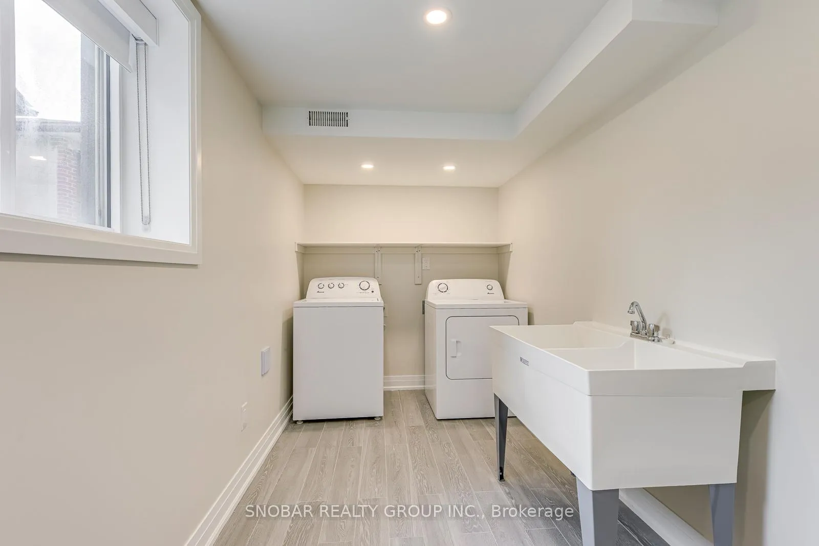 Photo 26 of 83 Clairton Crescent, Toronto, Rockcliffe-Smythe — HOMEH