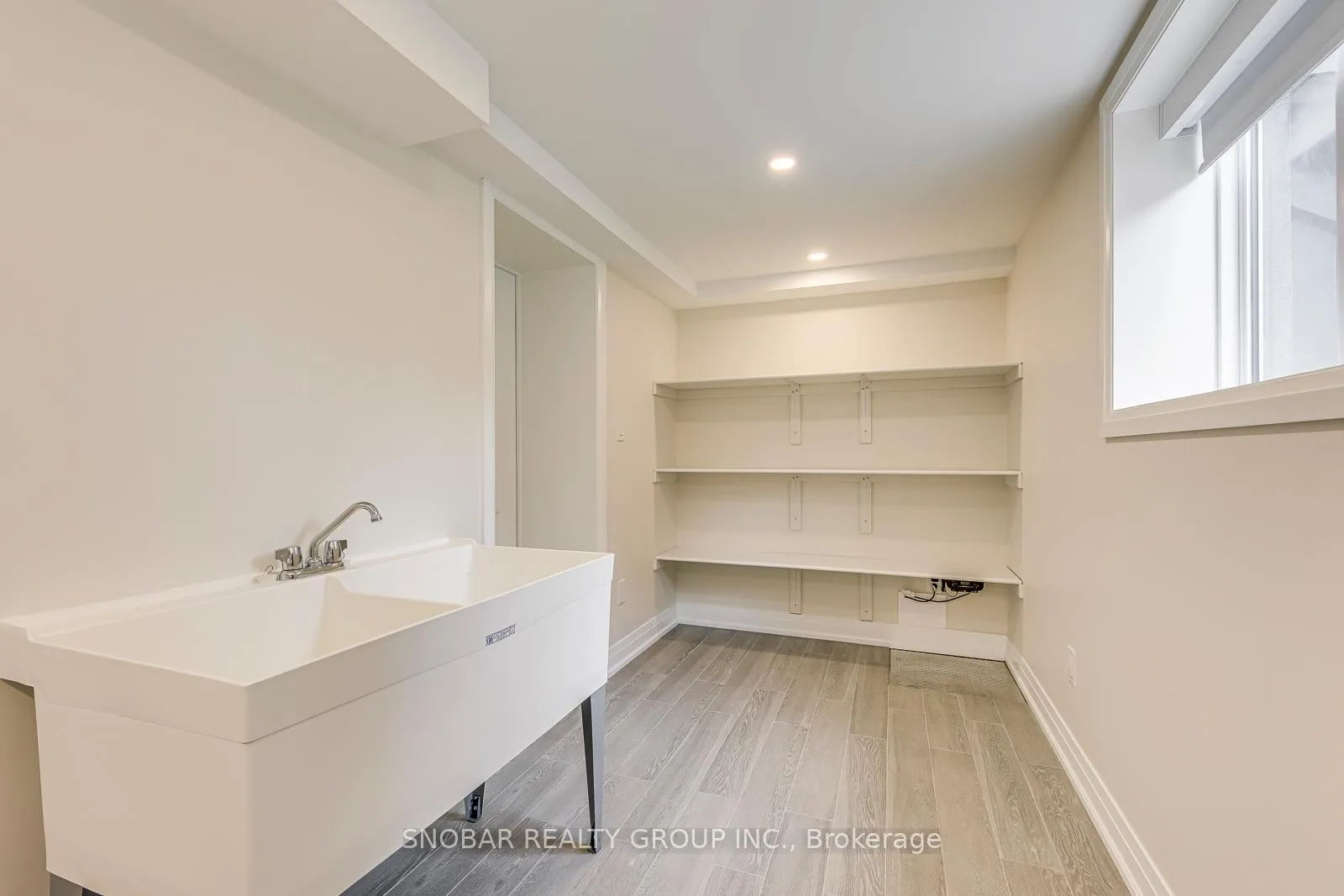 Photo 27 of 83 Clairton Crescent, Toronto, Rockcliffe-Smythe — HOMEH