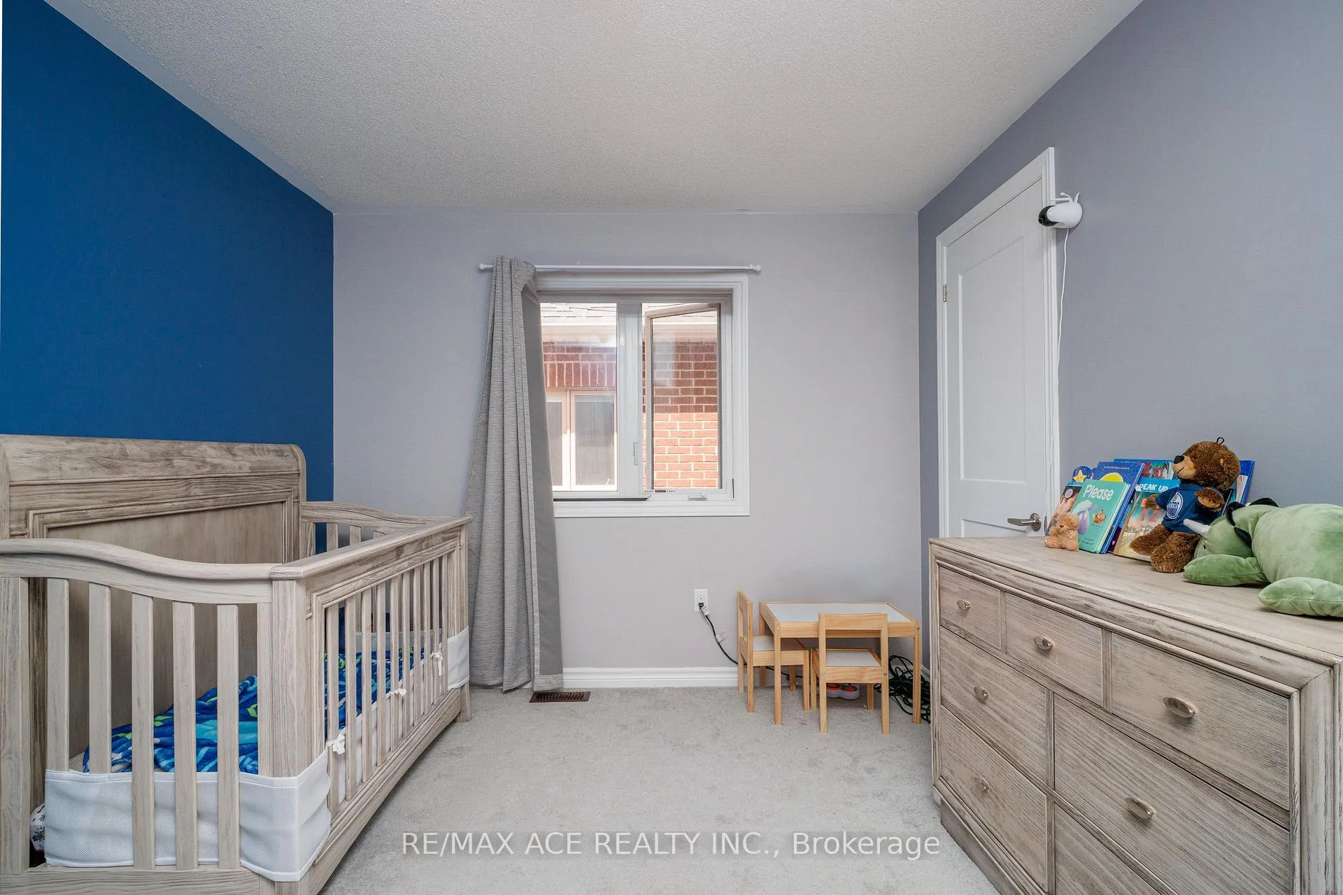 Photo 20 of 34 Albert Christie Street, Clarington, Bowmanville — HOMEH