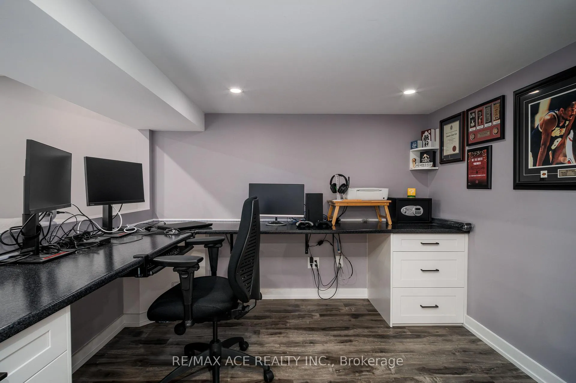 Photo 33 of 34 Albert Christie Street, Clarington, Bowmanville — HOMEH