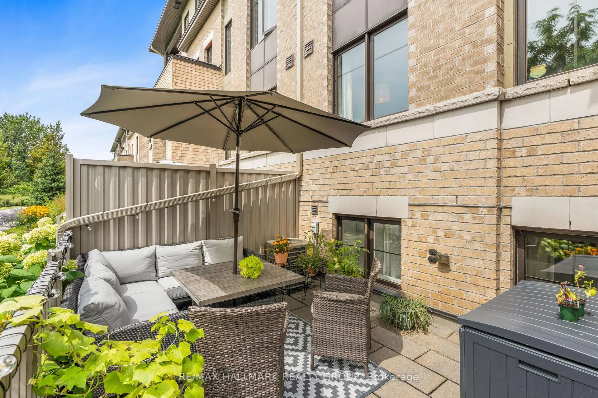 Photo 2 of 265 Titanium A Private, Ottawa, Convent Glen North — HOMEH