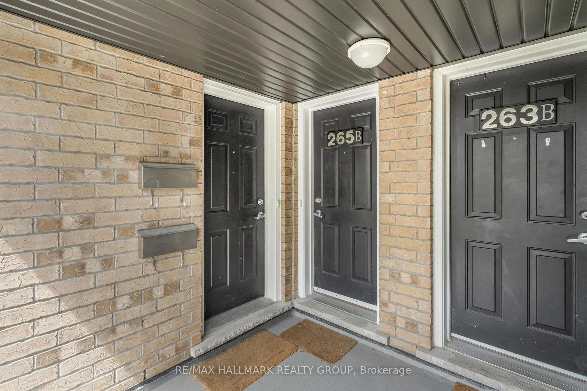 Photo 5 of 265 Titanium A Private, Ottawa, Convent Glen North — HOMEH