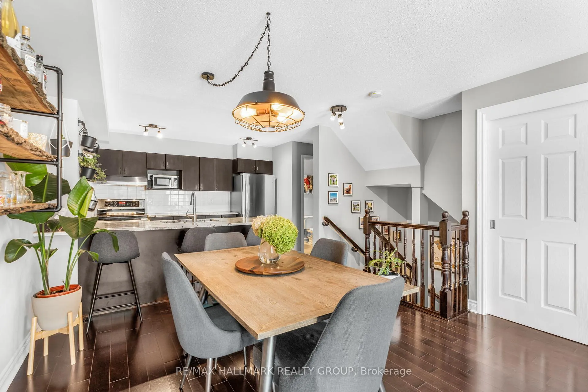 Photo 11 of 265 Titanium A Private, Ottawa, Convent Glen North — HOMEH