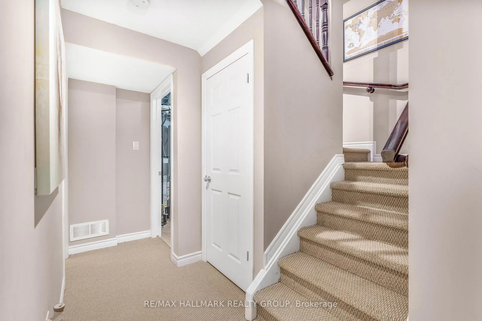 Photo 19 of 265 Titanium A Private, Ottawa, Convent Glen North — HOMEH