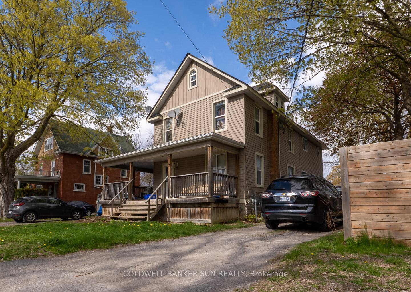Photo 3 of 63 Lorne Avenue, Quinte West, Trenton Ward — HOMEH