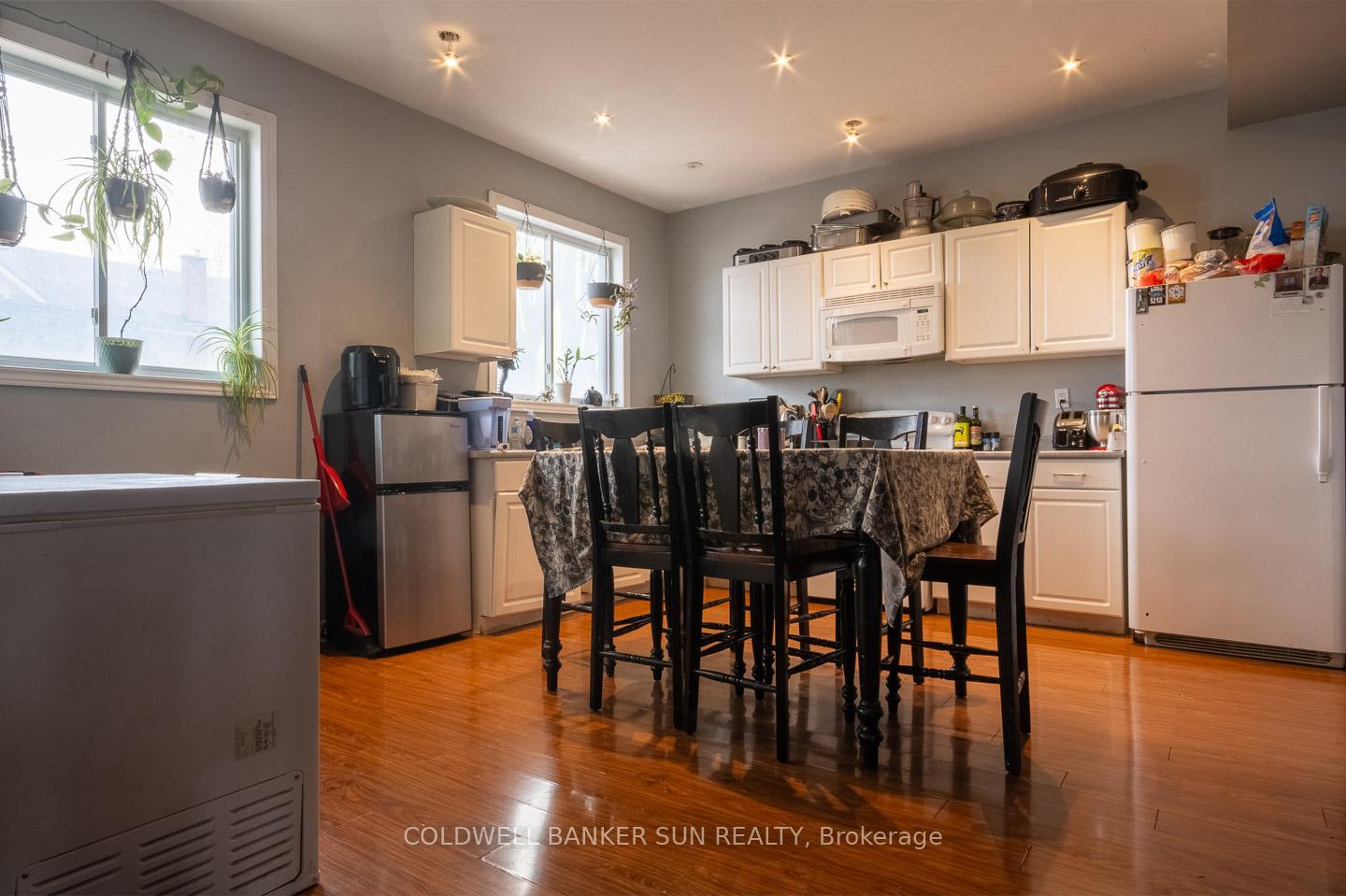 Photo 5 of 63 Lorne Avenue, Quinte West, Trenton Ward — HOMEH