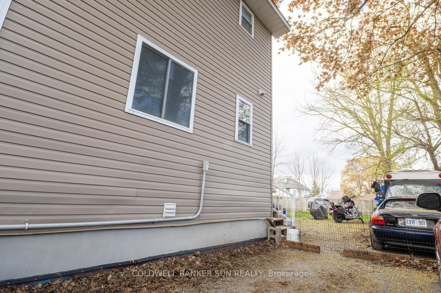 Photo 12 of 63 Lorne Avenue, Quinte West, Trenton Ward — HOMEH