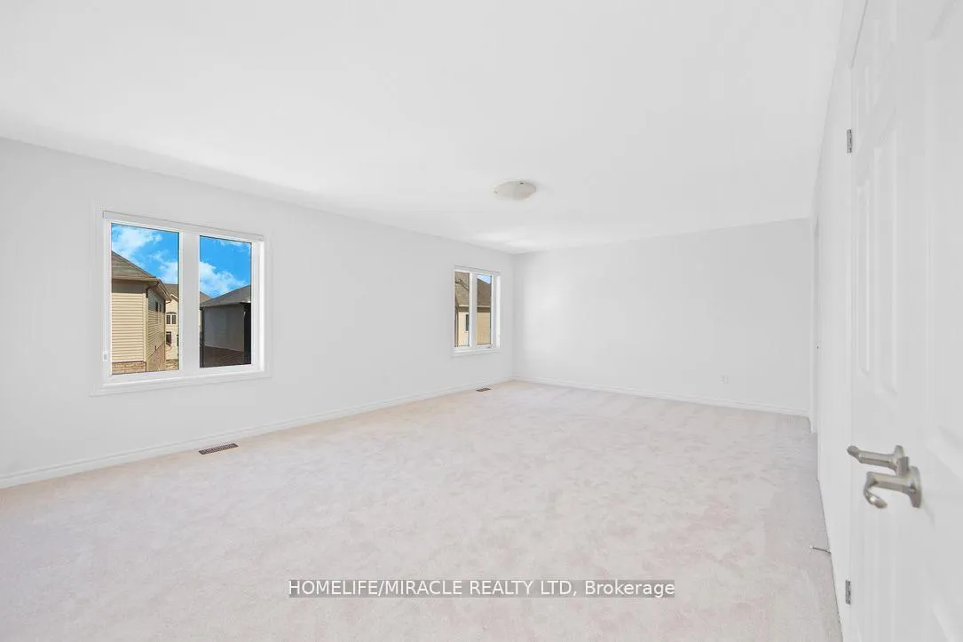 Photo 12 of 34 Flagg Avenue, Brant, Paris — HOMEH