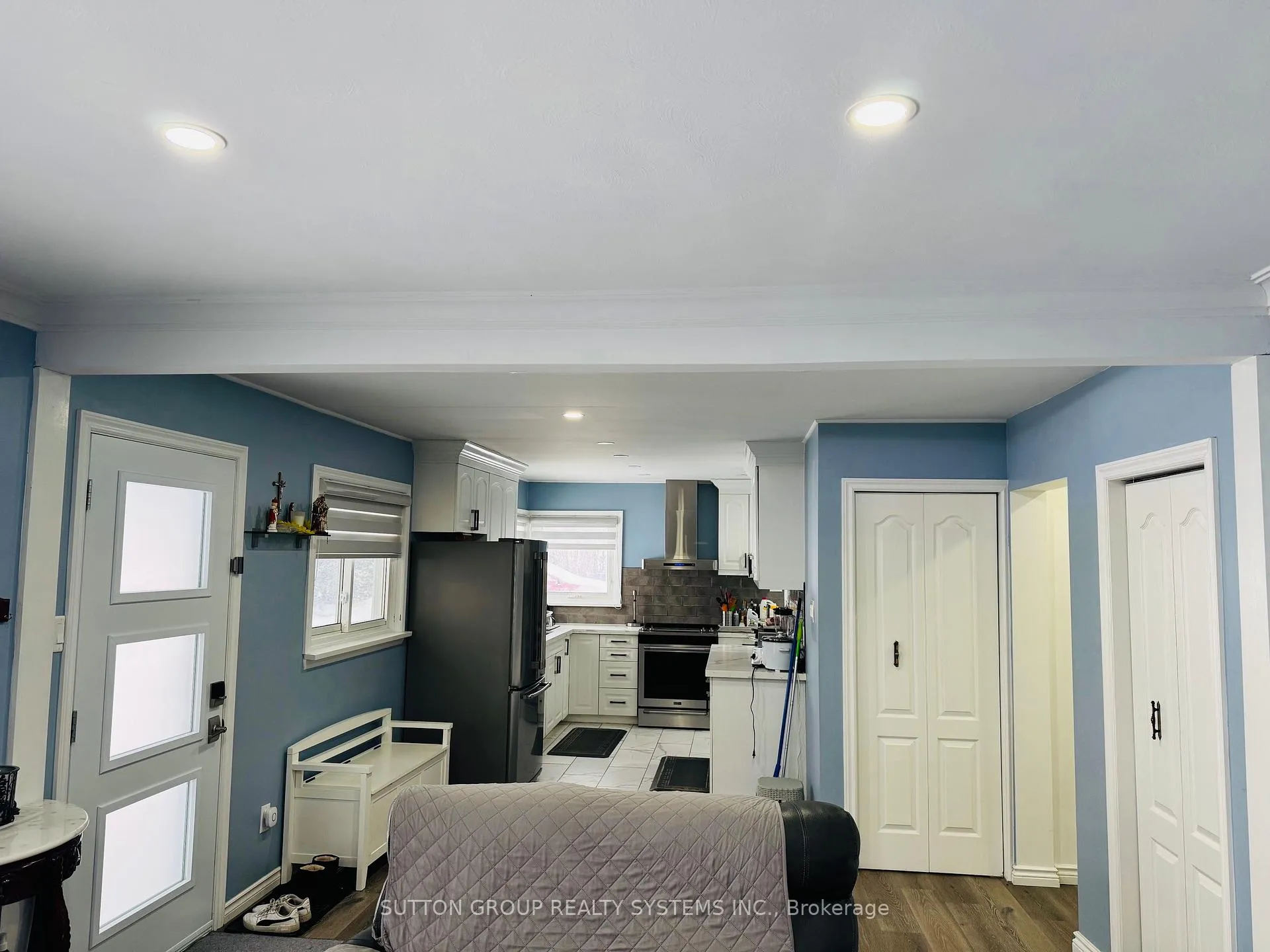 Photo 5 of 1338 Royal Drive, Peterborough, Northcrest Ward 5 — HOMEH