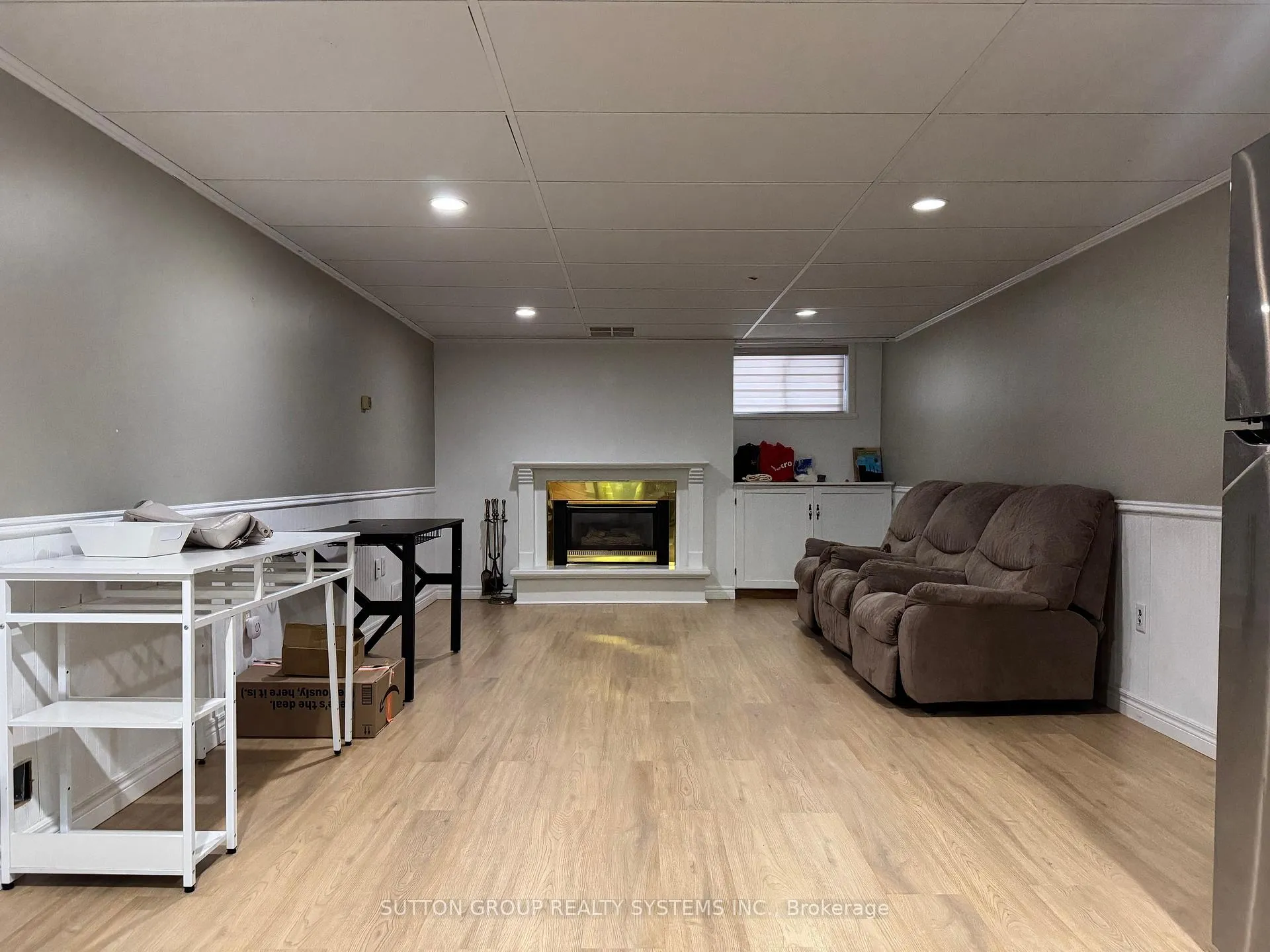 Photo 18 of 1338 Royal Drive, Peterborough, Northcrest Ward 5 — HOMEH