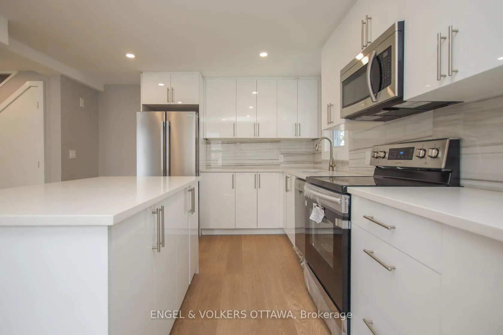 Photo 17 of Unit A, 43 St Charles Street, Ottawa, Vanier — HOMEH