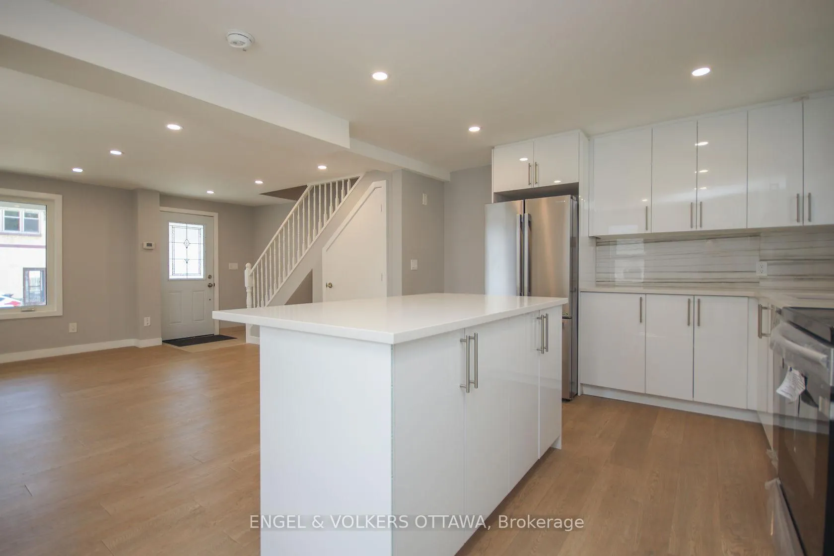 Photo 18 of Unit A, 43 St Charles Street, Ottawa, Vanier — HOMEH