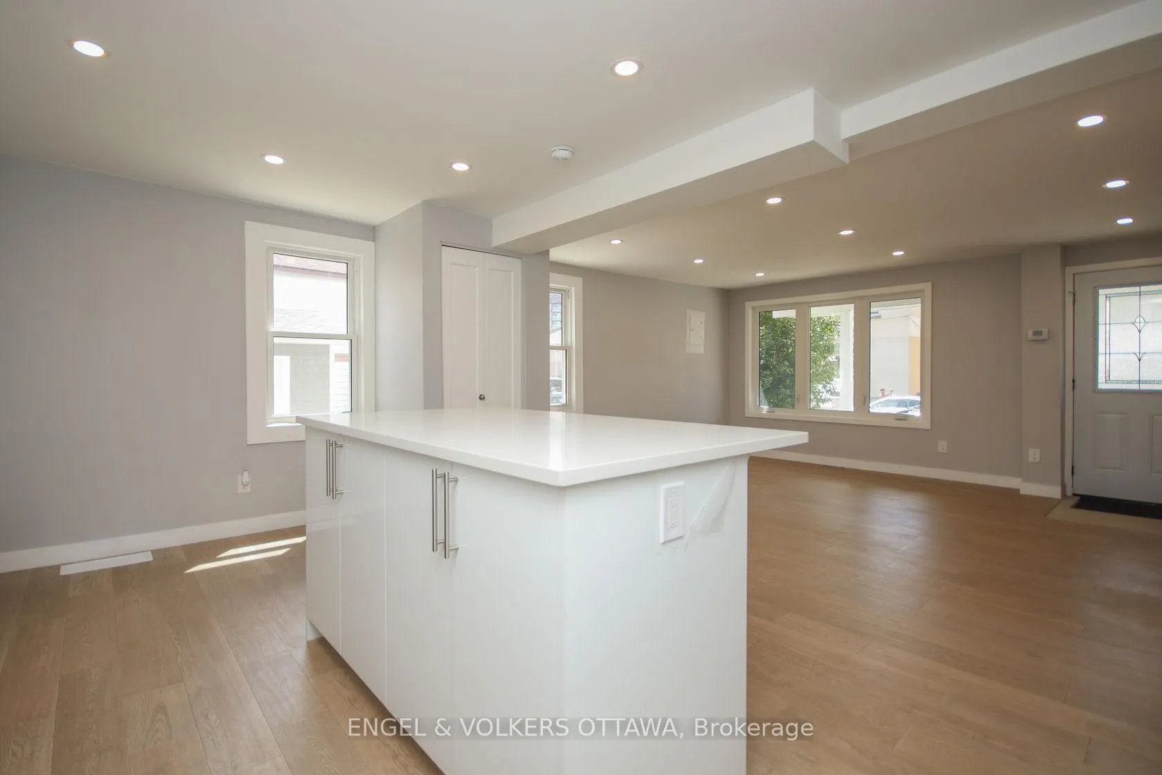 Photo 21 of Unit A, 43 St Charles Street, Ottawa, Vanier — HOMEH