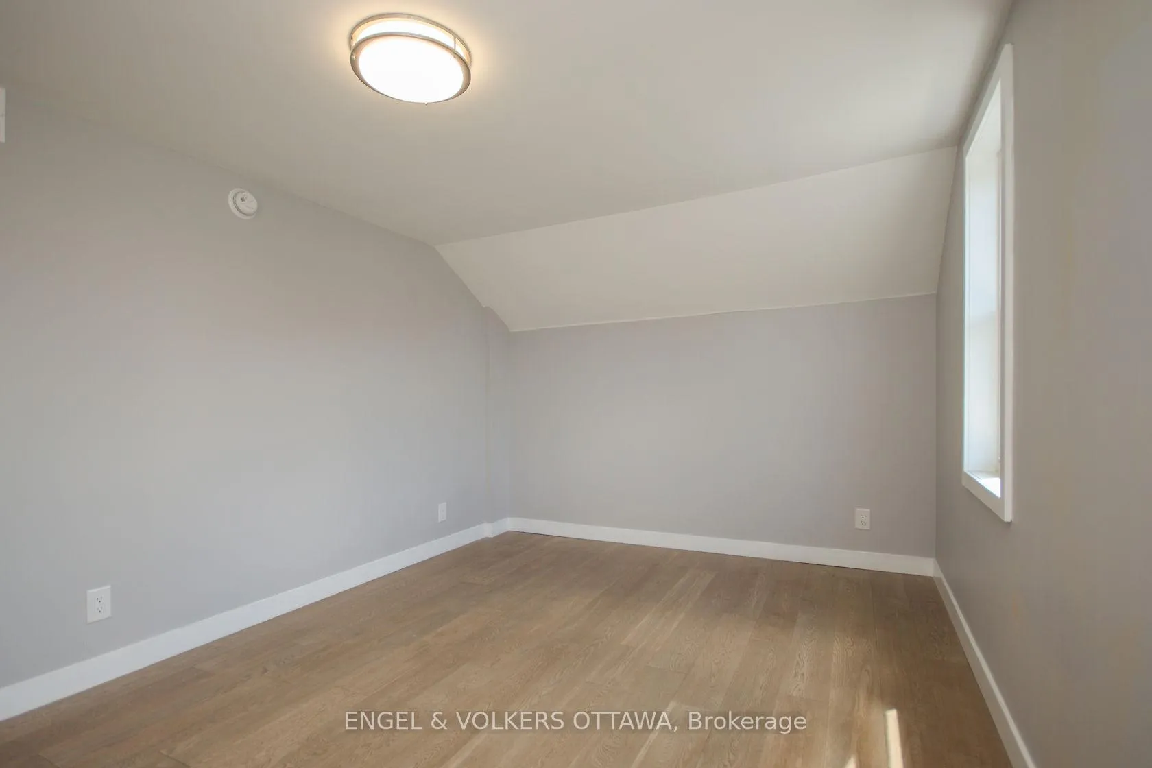 Photo 31 of Unit A, 43 St Charles Street, Ottawa, Vanier — HOMEH