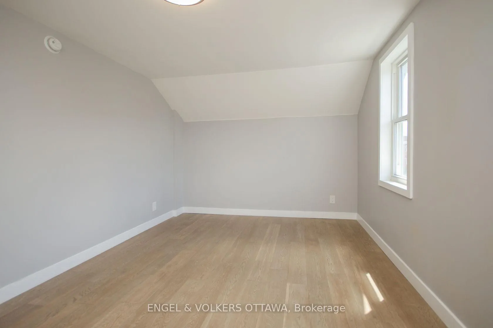 Photo 32 of Unit A, 43 St Charles Street, Ottawa, Vanier — HOMEH
