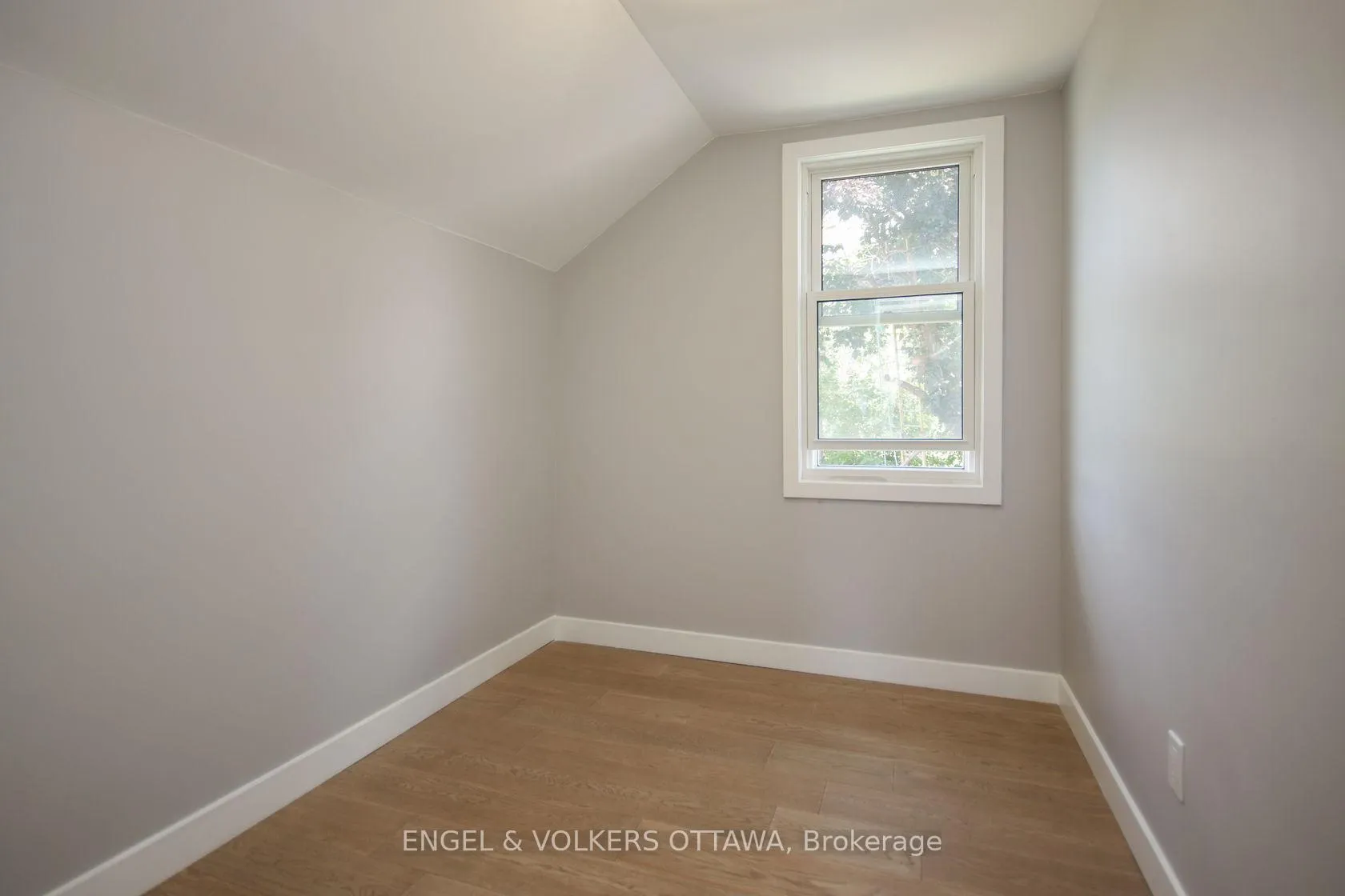 Photo 37 of Unit A, 43 St Charles Street, Ottawa, Vanier — HOMEH