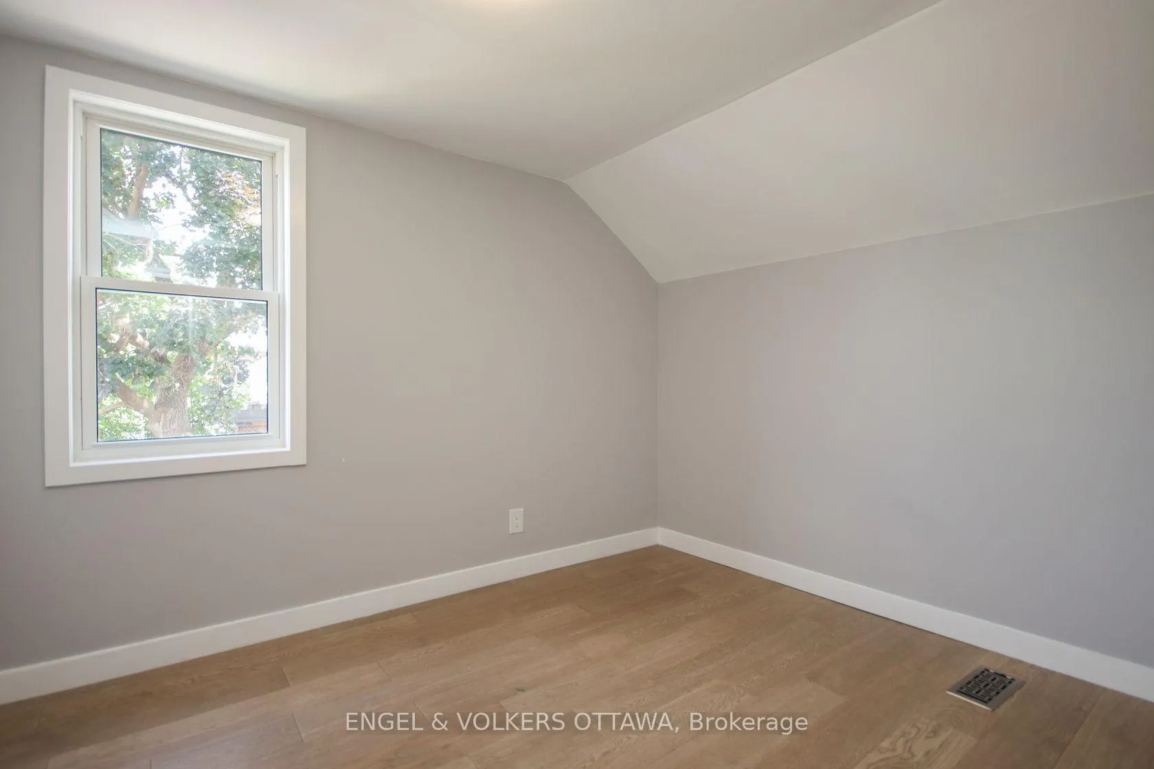 Photo 38 of Unit A, 43 St Charles Street, Ottawa, Vanier — HOMEH