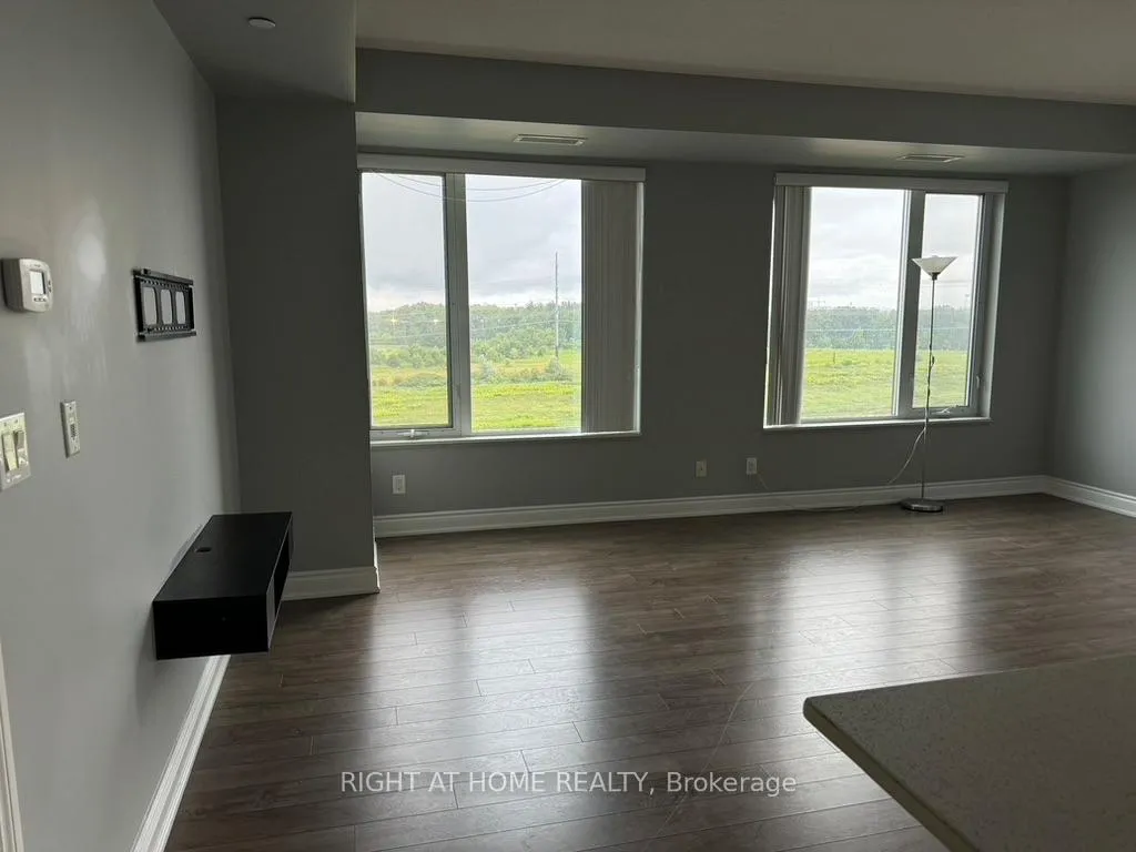 Photo 5 of Unit 1016, 277 South Park Road, Markham, Commerce Valley — HOMEH
