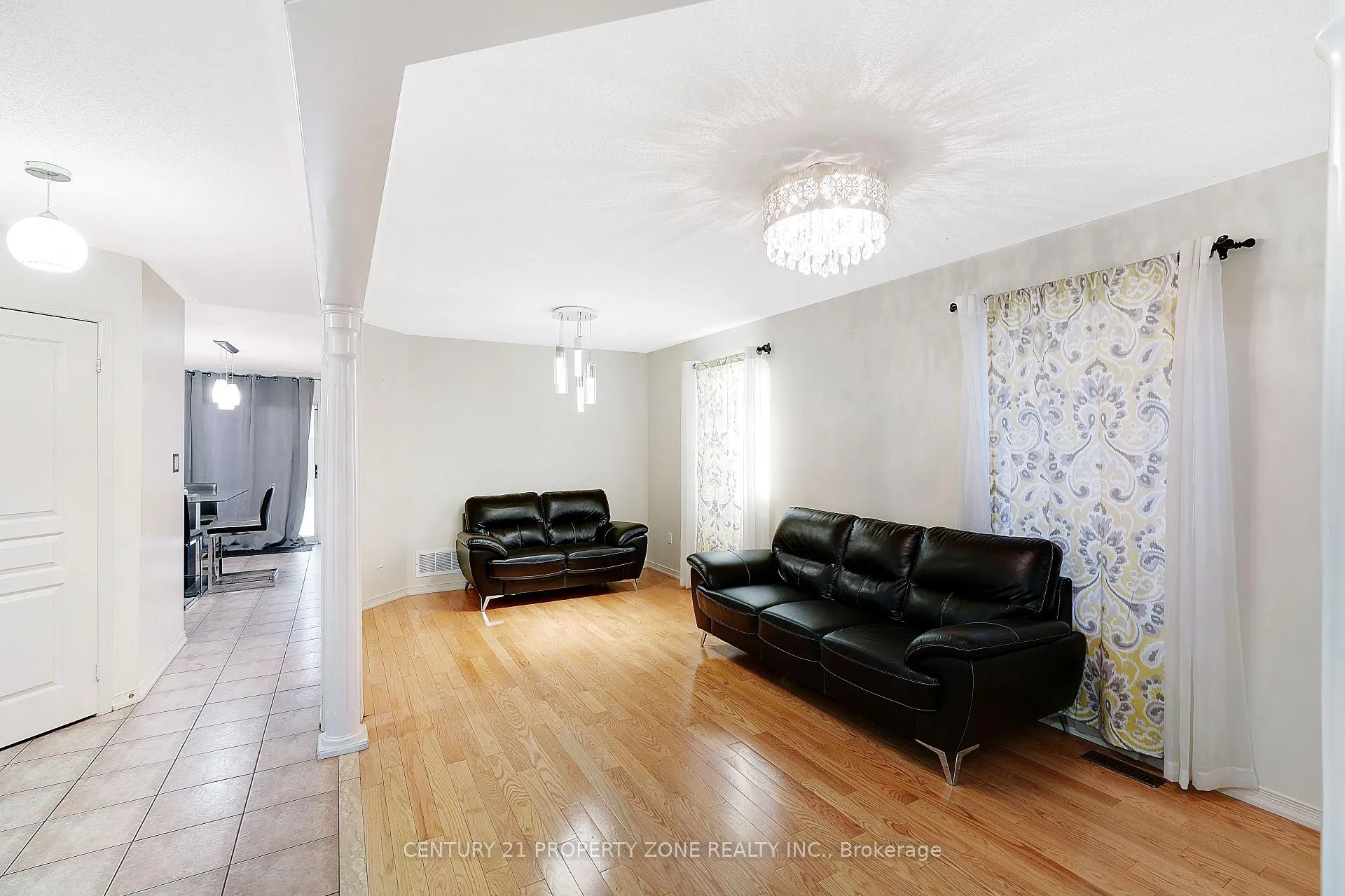 Photo 7 of 17 Riverplace Crescent, Brampton, Bram East — HOMEH