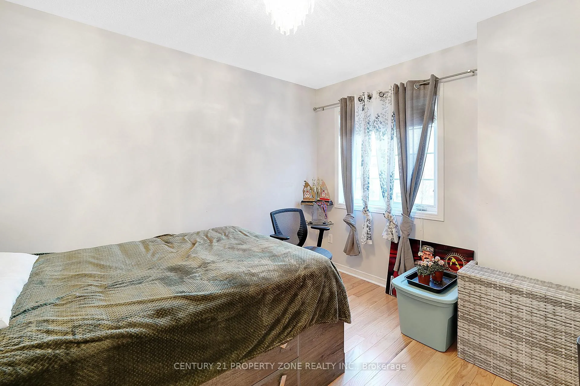 Photo 17 of 17 Riverplace Crescent, Brampton, Bram East — HOMEH
