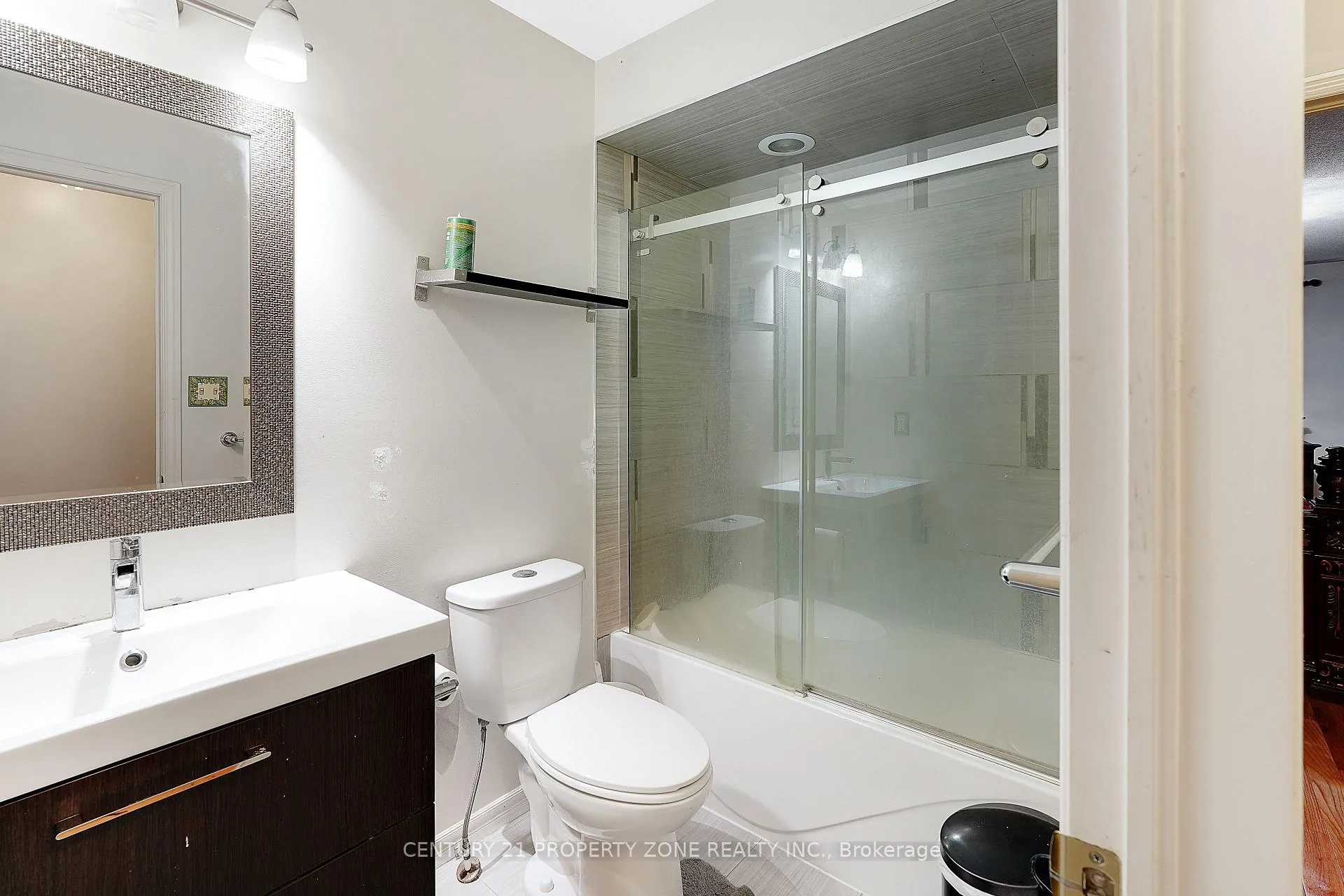 Photo 19 of 17 Riverplace Crescent, Brampton, Bram East — HOMEH