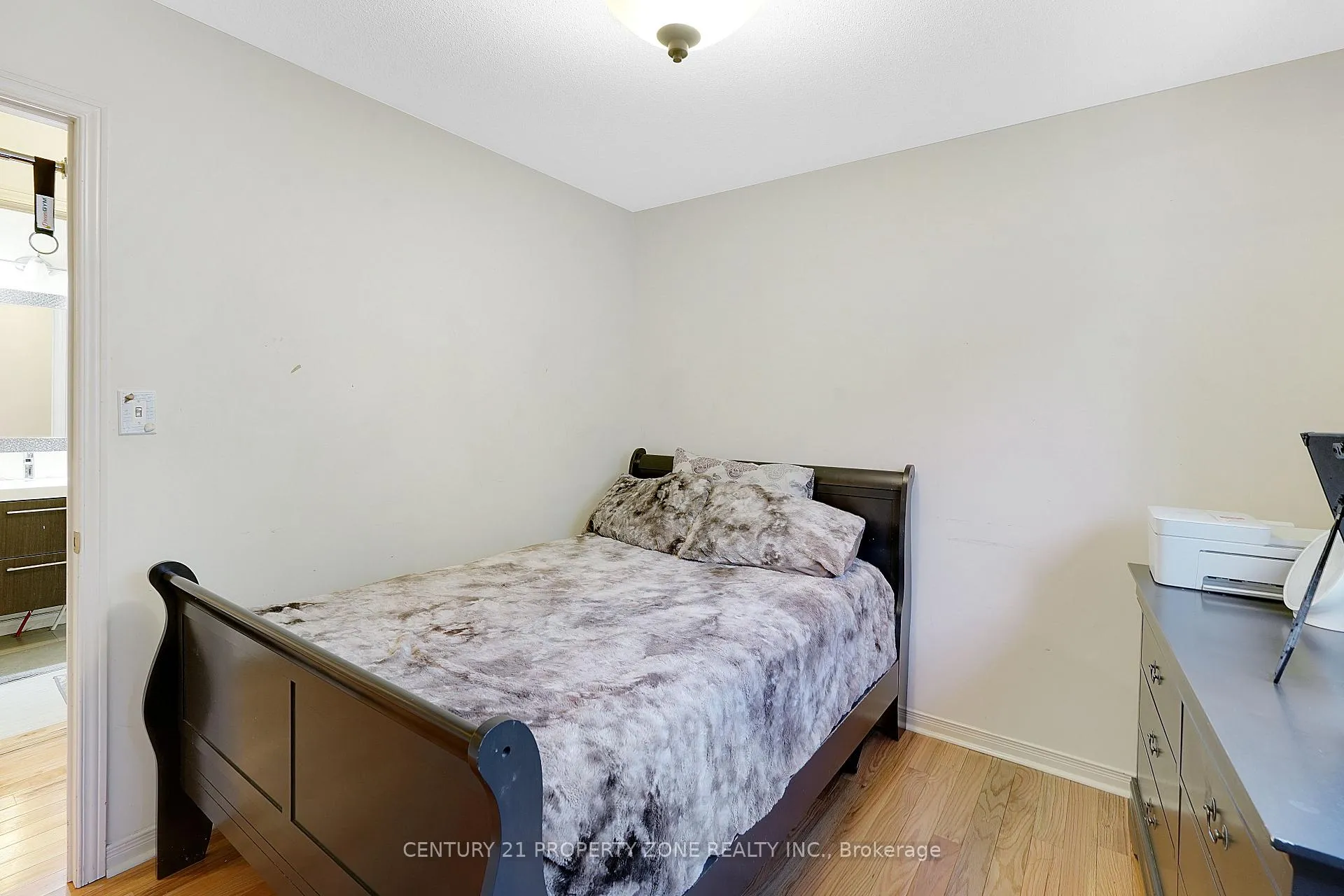 Photo 21 of 17 Riverplace Crescent, Brampton, Bram East — HOMEH