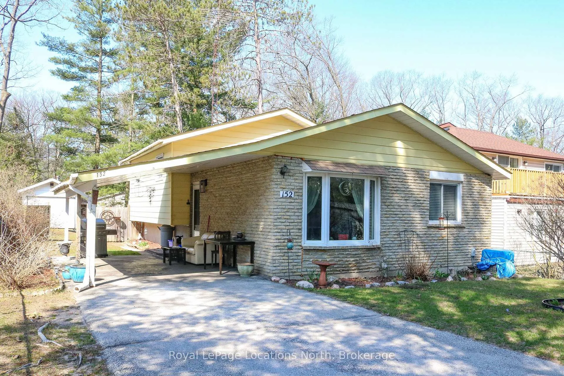 Photo 1 of 152 Melrose Avenue, Wasaga Beach — HOMEH