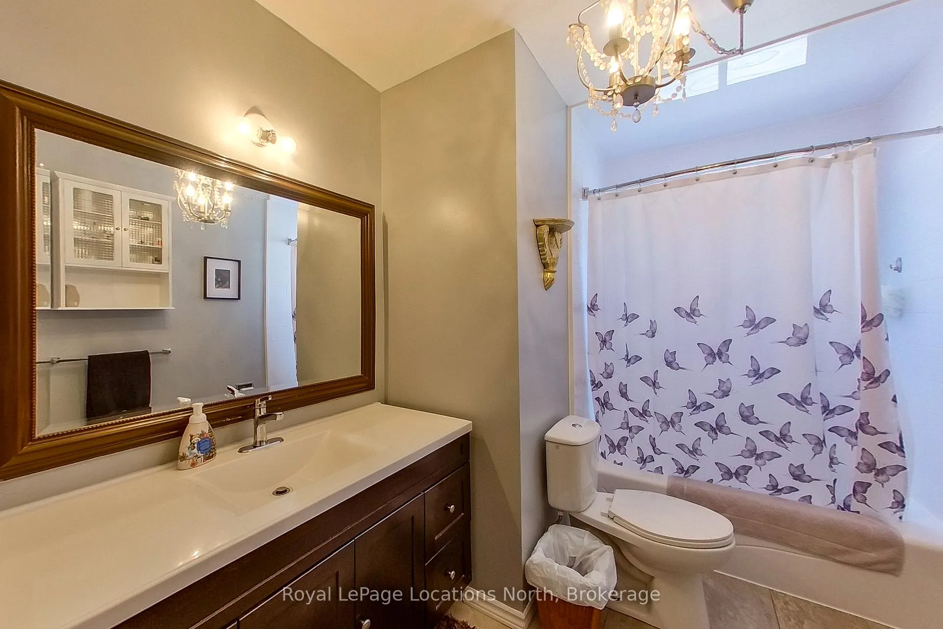Photo 16 of 152 Melrose Avenue, Wasaga Beach — HOMEH