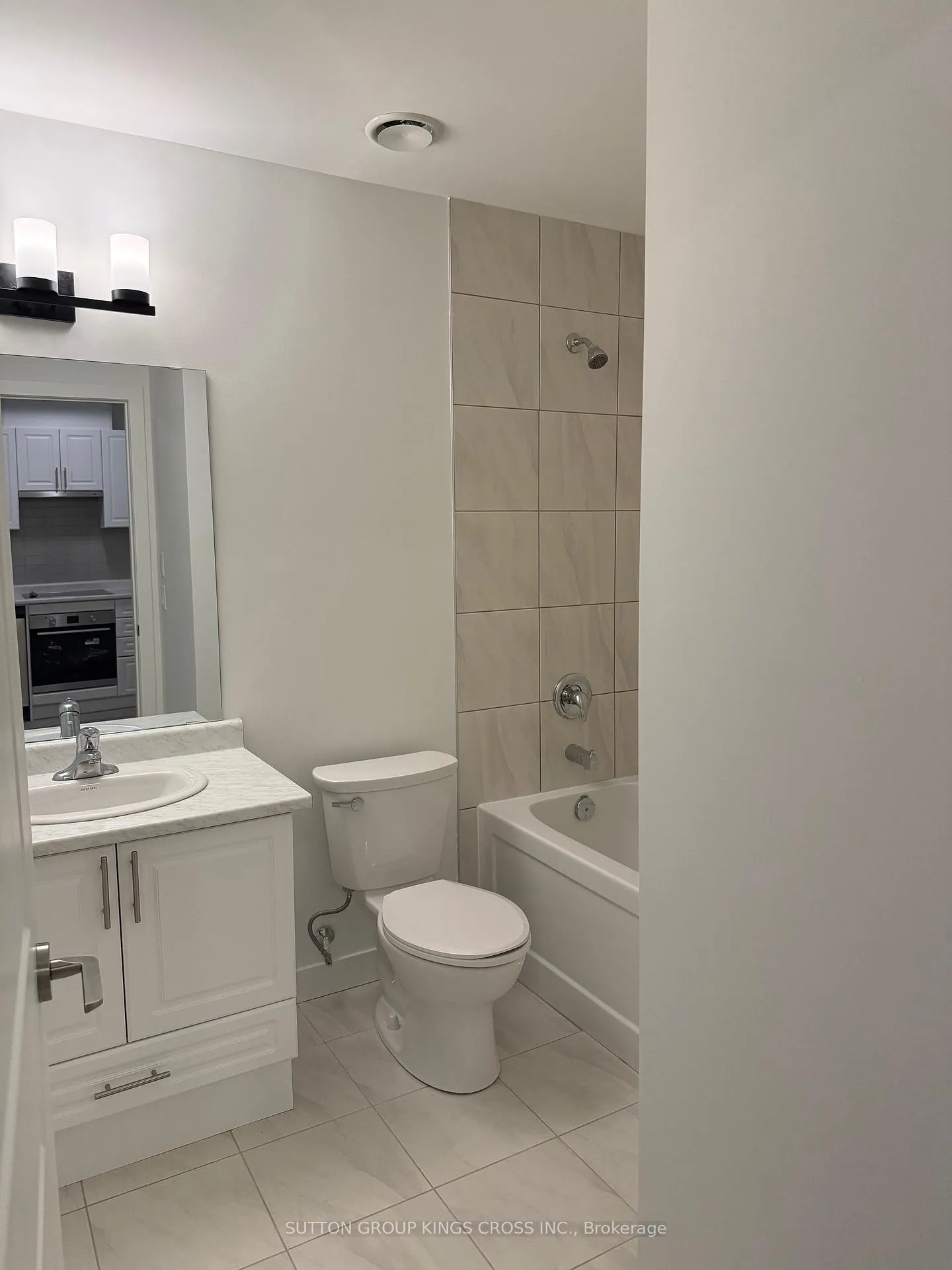 Photo 9 of Unit 215, 461 Green Road, Hamilton, Lakeshore — HOMEH