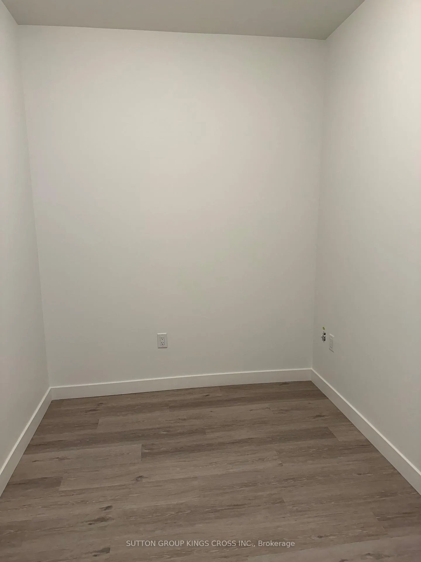 Photo 12 of Unit 215, 461 Green Road, Hamilton, Lakeshore — HOMEH