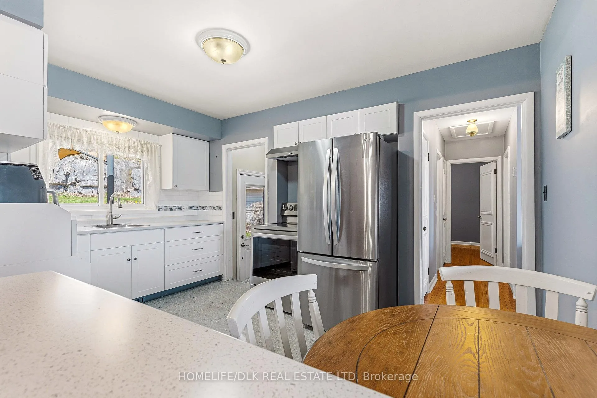 Photo 19 of 10 Oak Crescent, Brockville — HOMEH