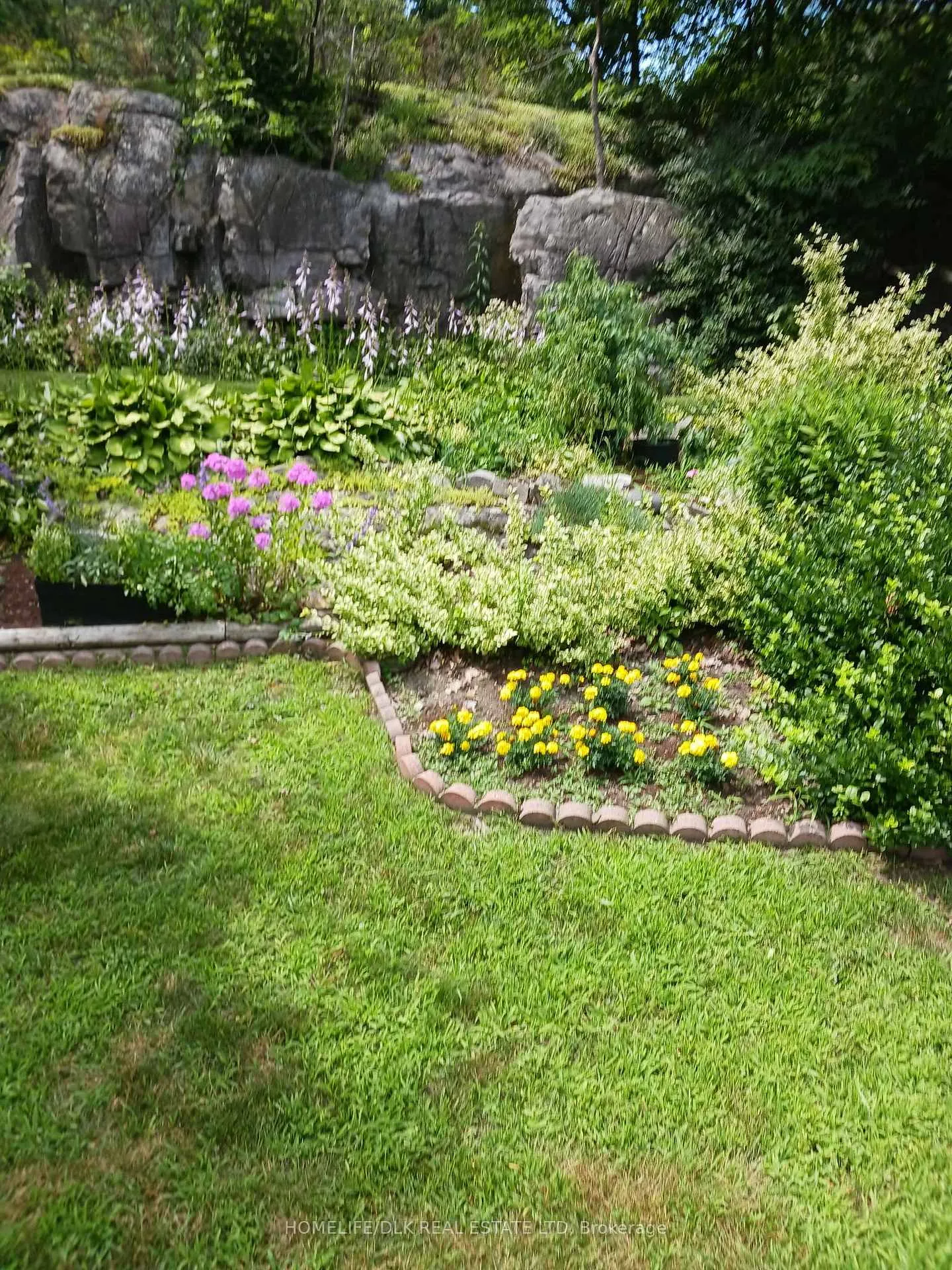 Photo 38 of 10 Oak Crescent, Brockville — HOMEH