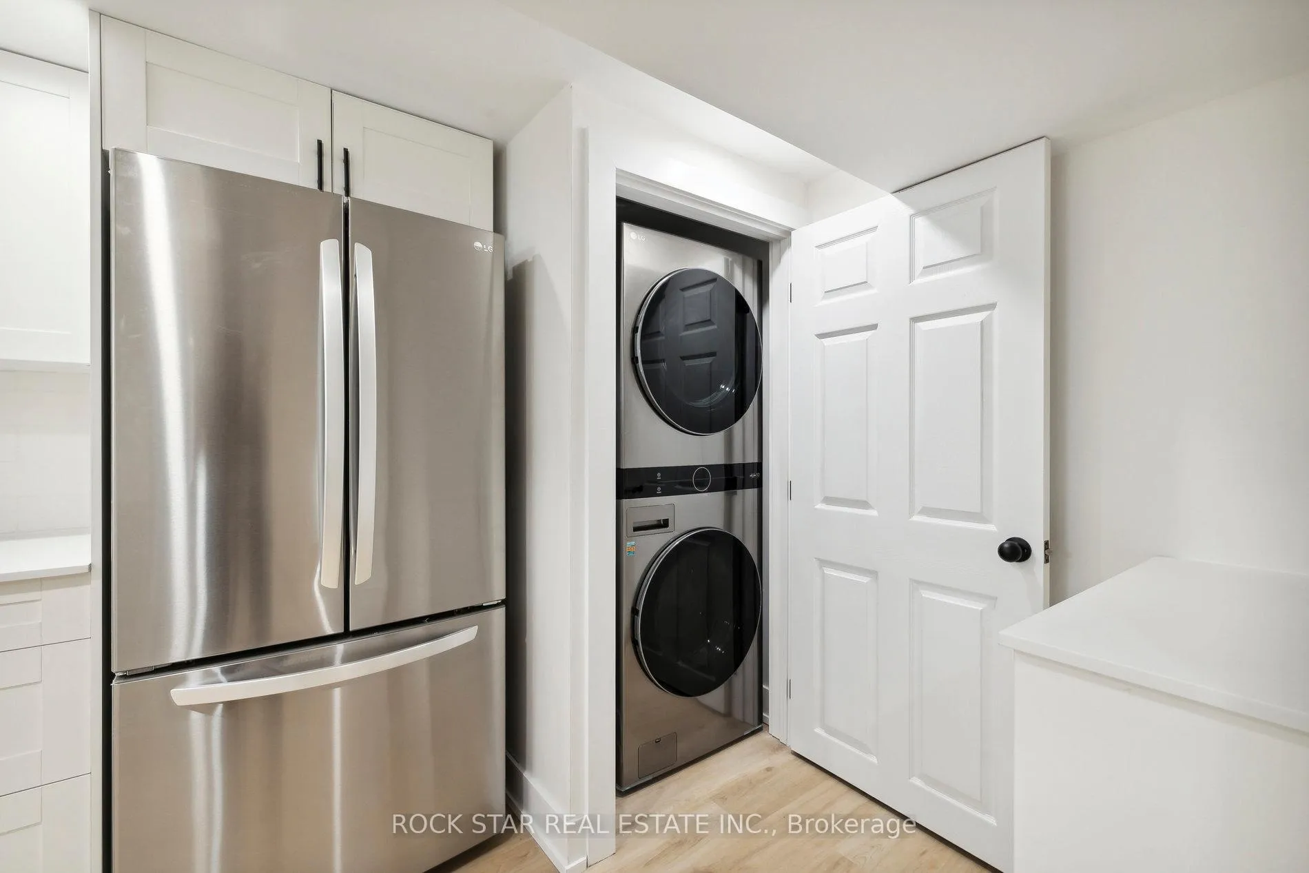 Photo 8 of Unit Lower, 87 Leaside Drive, St. Catharines, Carlton/Bunting — HOMEH