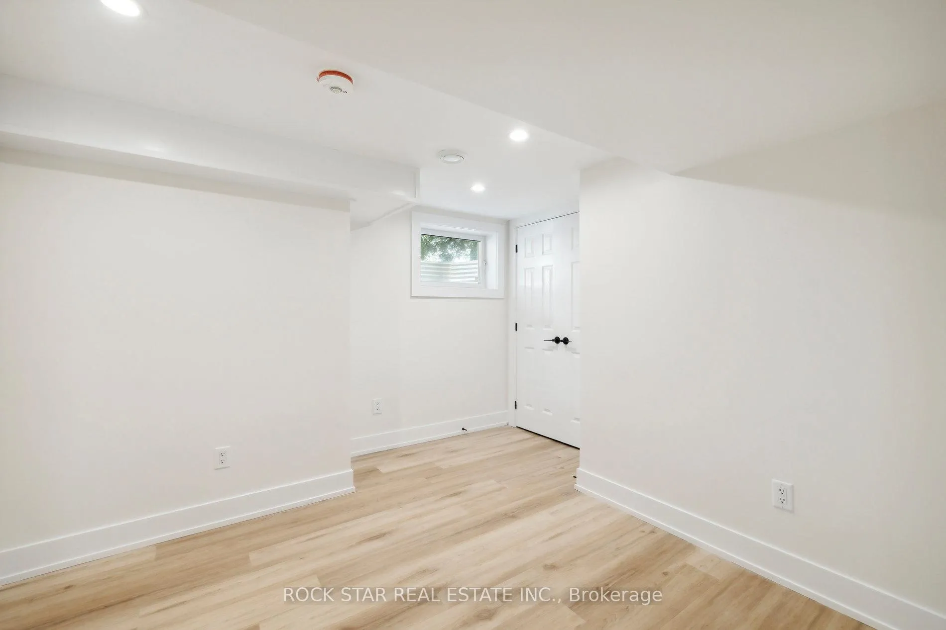 Photo 9 of Unit Lower, 87 Leaside Drive, St. Catharines, Carlton/Bunting — HOMEH