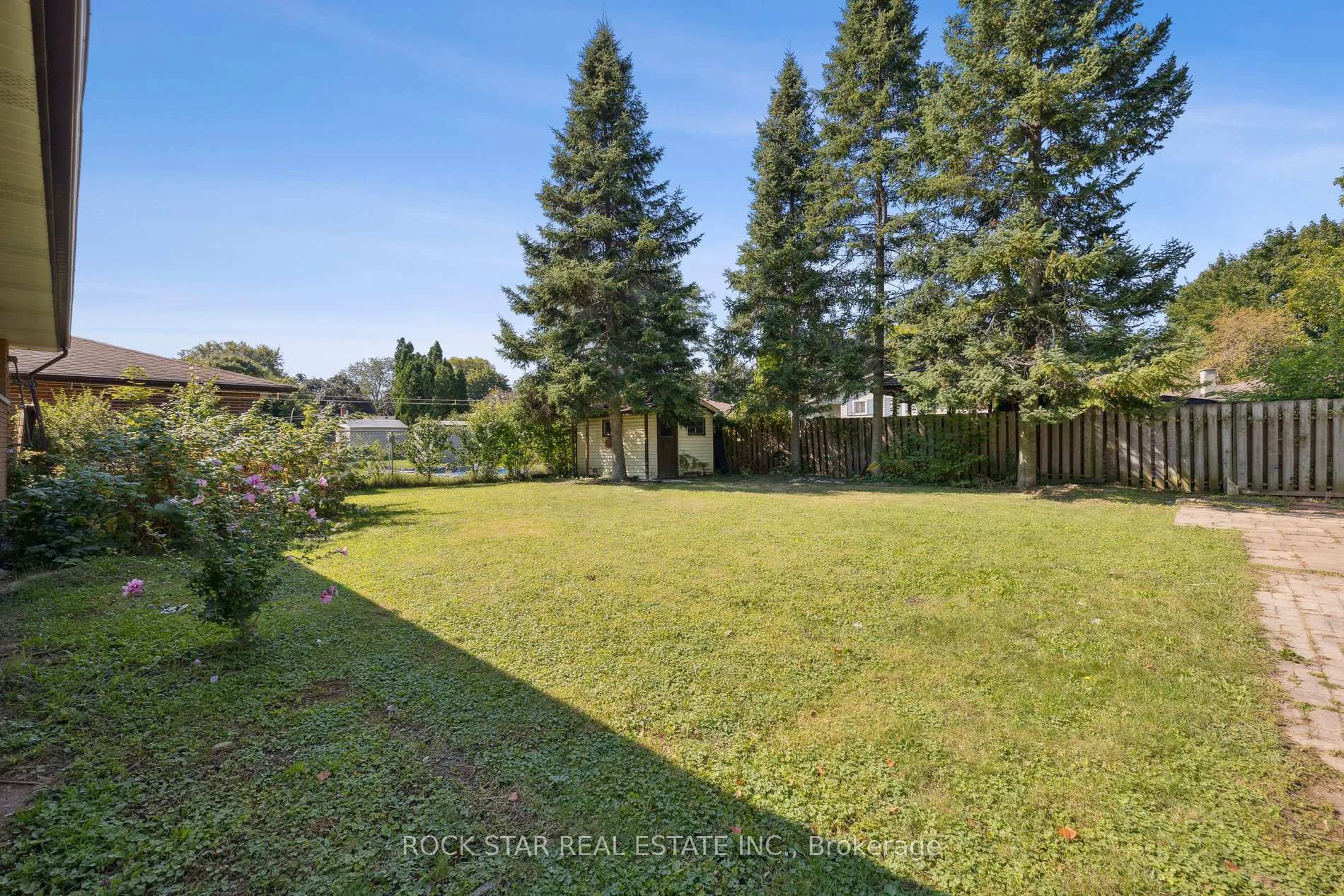 Photo 15 of Unit Lower, 87 Leaside Drive, St. Catharines, Carlton/Bunting — HOMEH