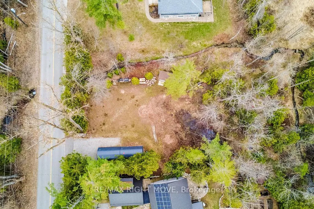 Photo 10 of 454 Bay Street, Orillia — HOMEH