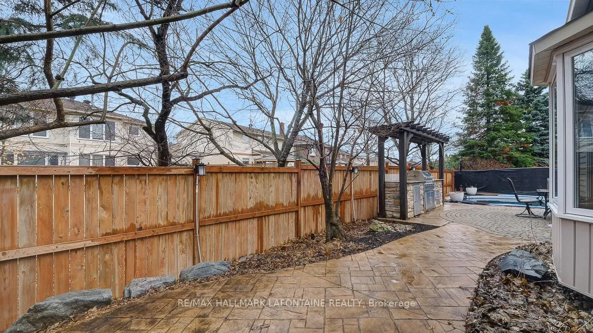 Photo 44 of 1288 Turner Crescent, Ottawa, Bilberry Creek/Queenswood Heights — HOMEH