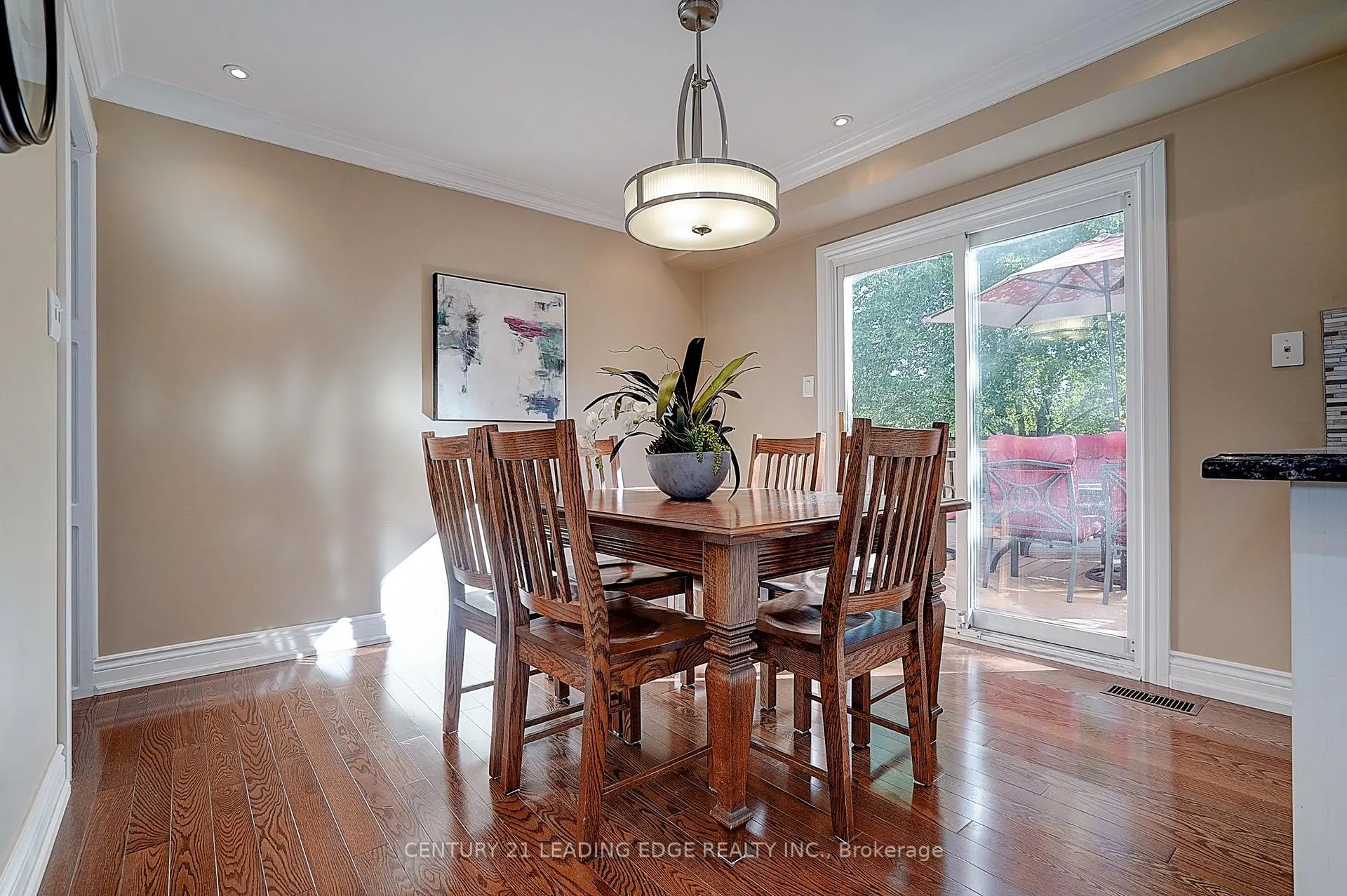 Photo 19 of 27 Sawyer Crescent, Markham, Markham Village — HOMEH