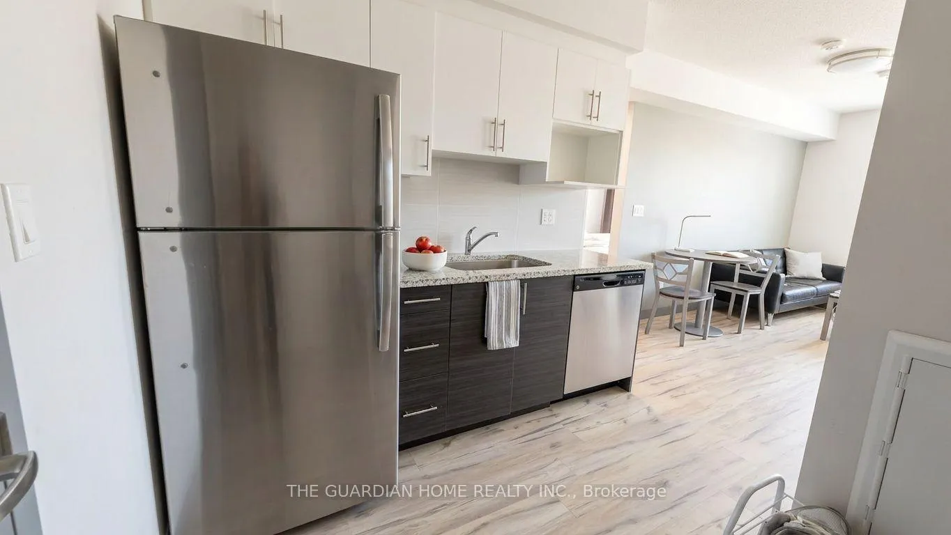 Photo 5 of Unit 1210, 258A Sunview Street, Waterloo, Beechwood/University — HOMEH